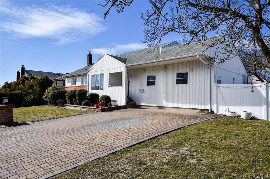 65 Sylvia Lane – For Rent photo 5