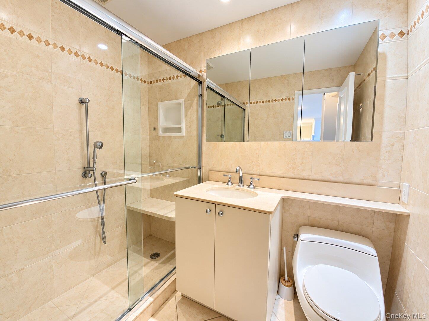 26910 Grand Central Parkway, Unit 10T photo 7