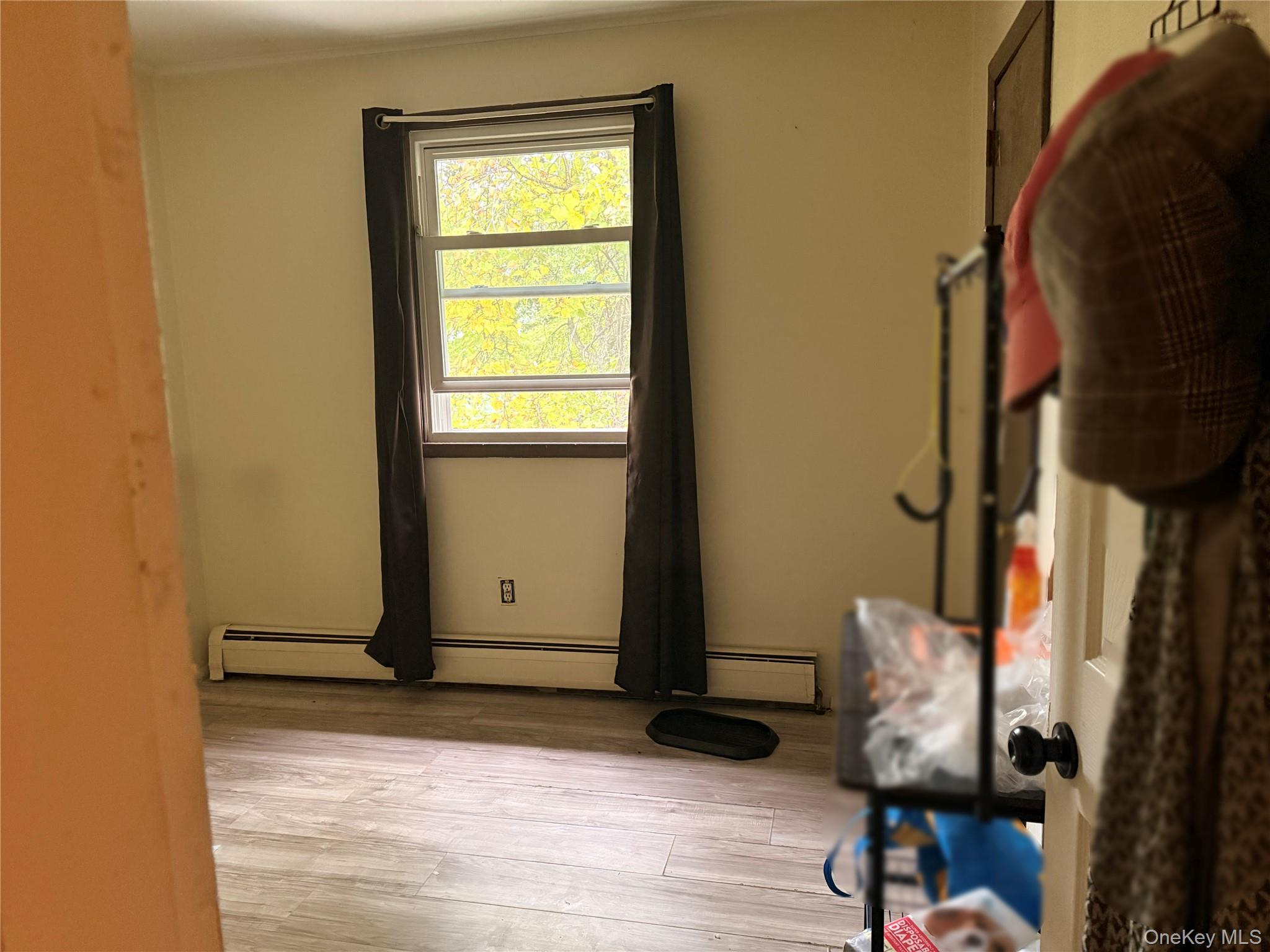 5 Ivy Road S – For Rent photo 8