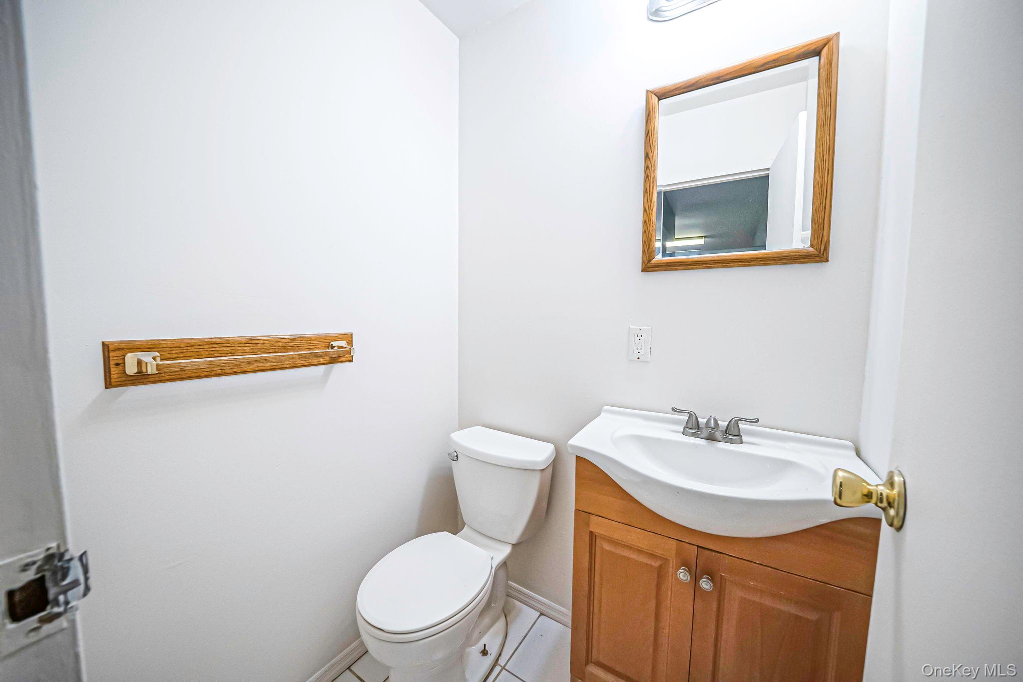 415 Clubhouse Court, Unit 51 photo 13