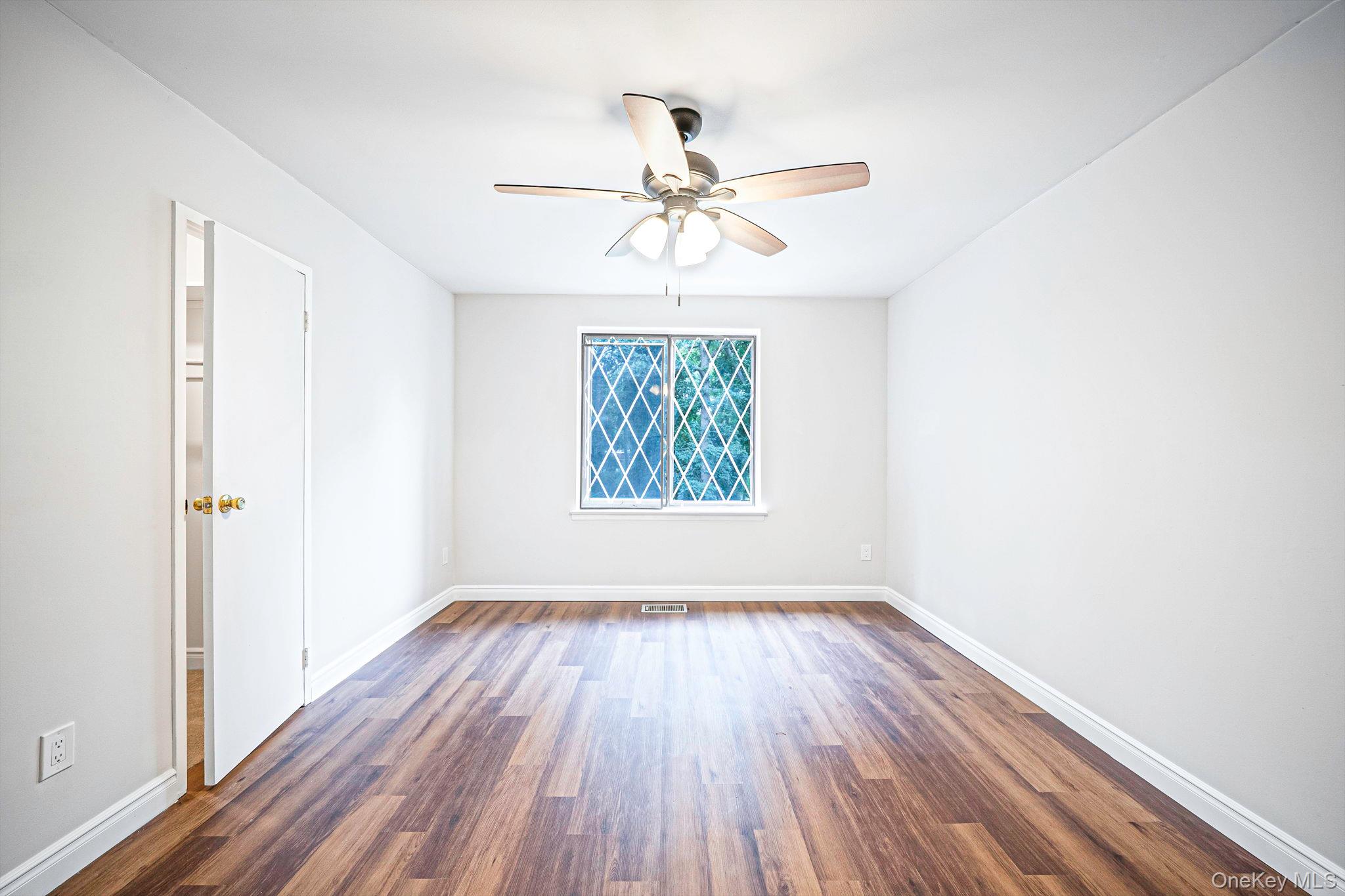 415 Clubhouse Court, Unit 51 photo 17