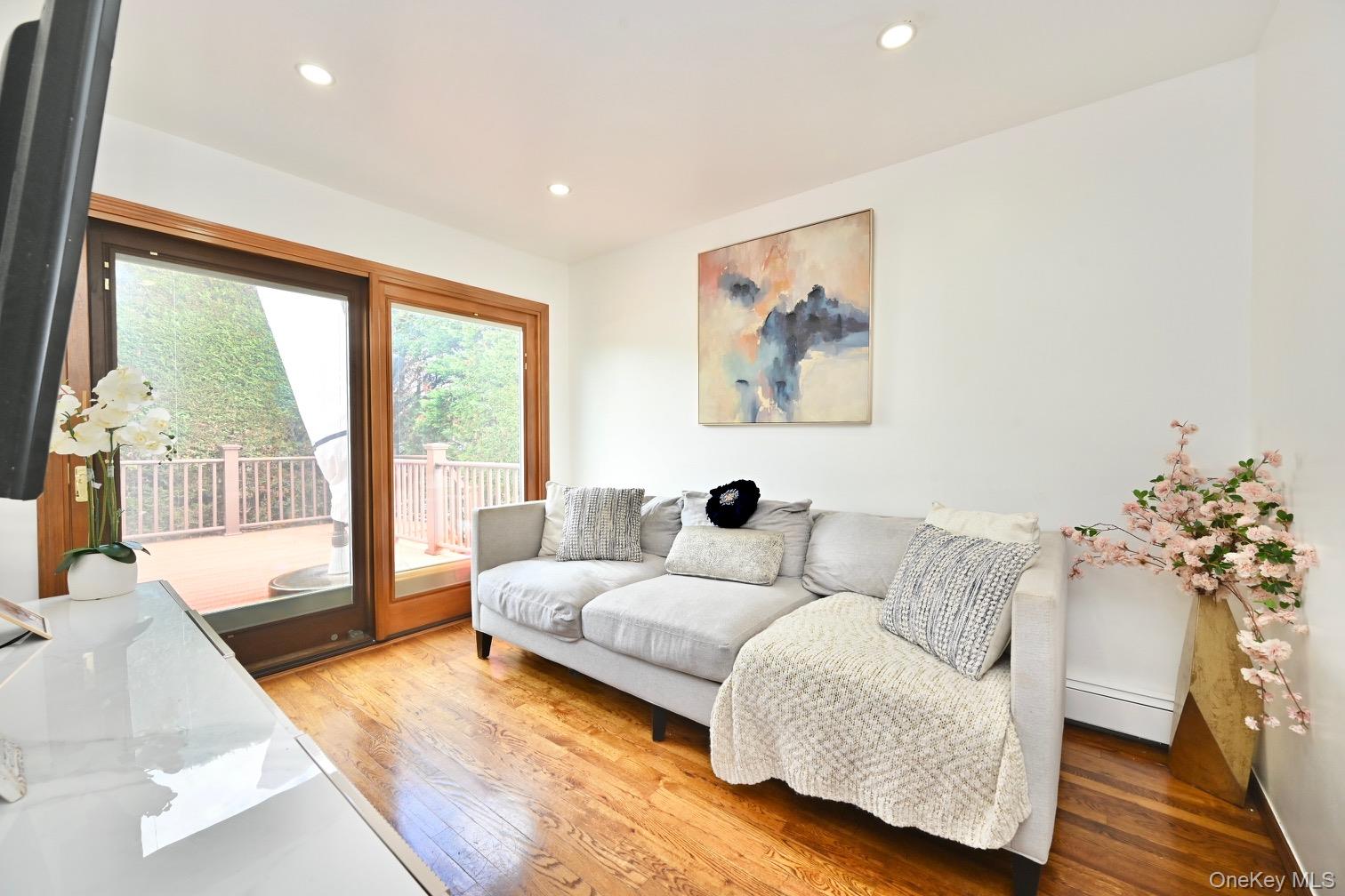 371 N Iowa Avenue – For Sale photo 8