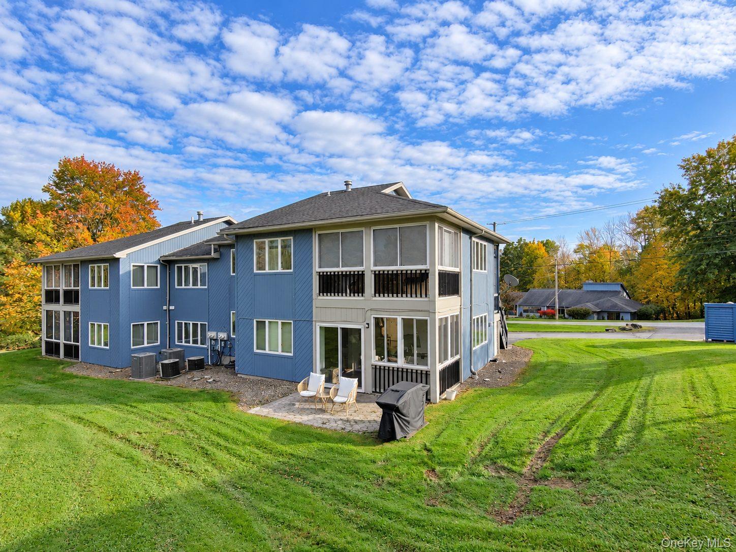 432 Villa Roma Road, Unit 2A photo 5