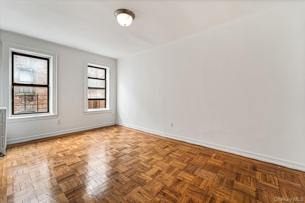 2186 Cruger Avenue, Unit 4B photo 11