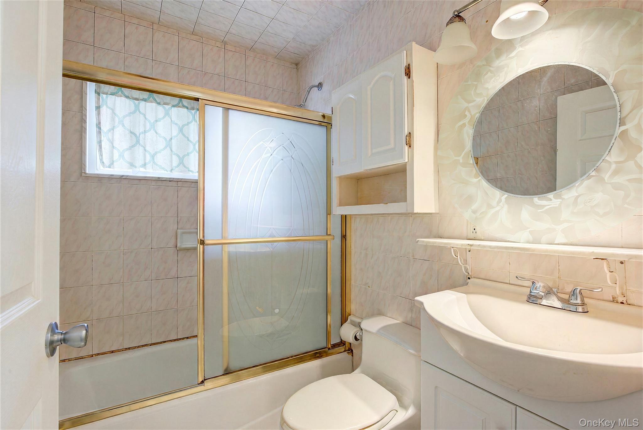 10 Belmont Circle – For Sale photo 16