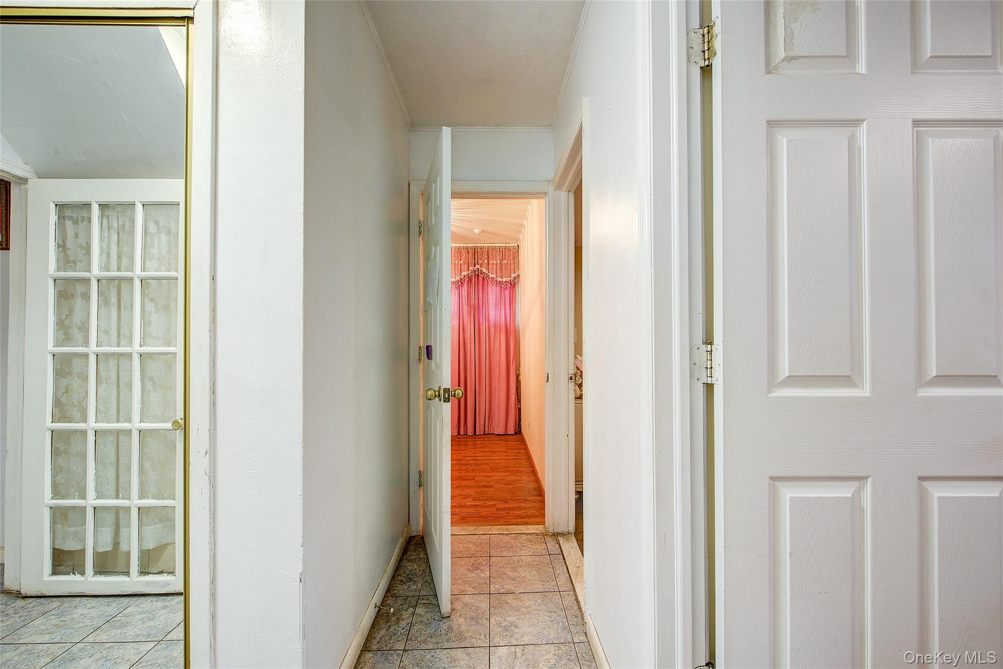 10 Belmont Circle – For Sale photo 17