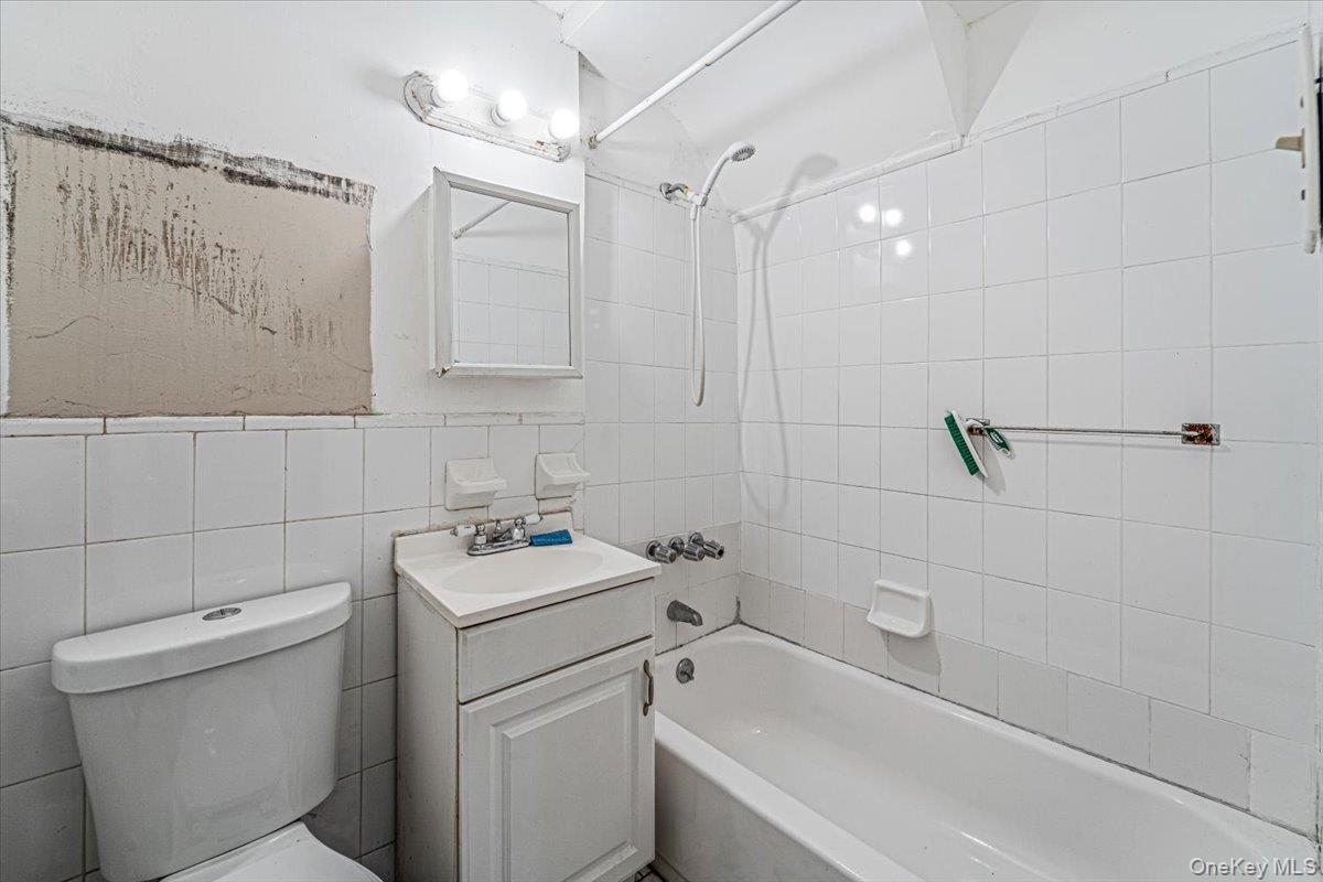 3118 Eastchester Road – For Sale photo 24