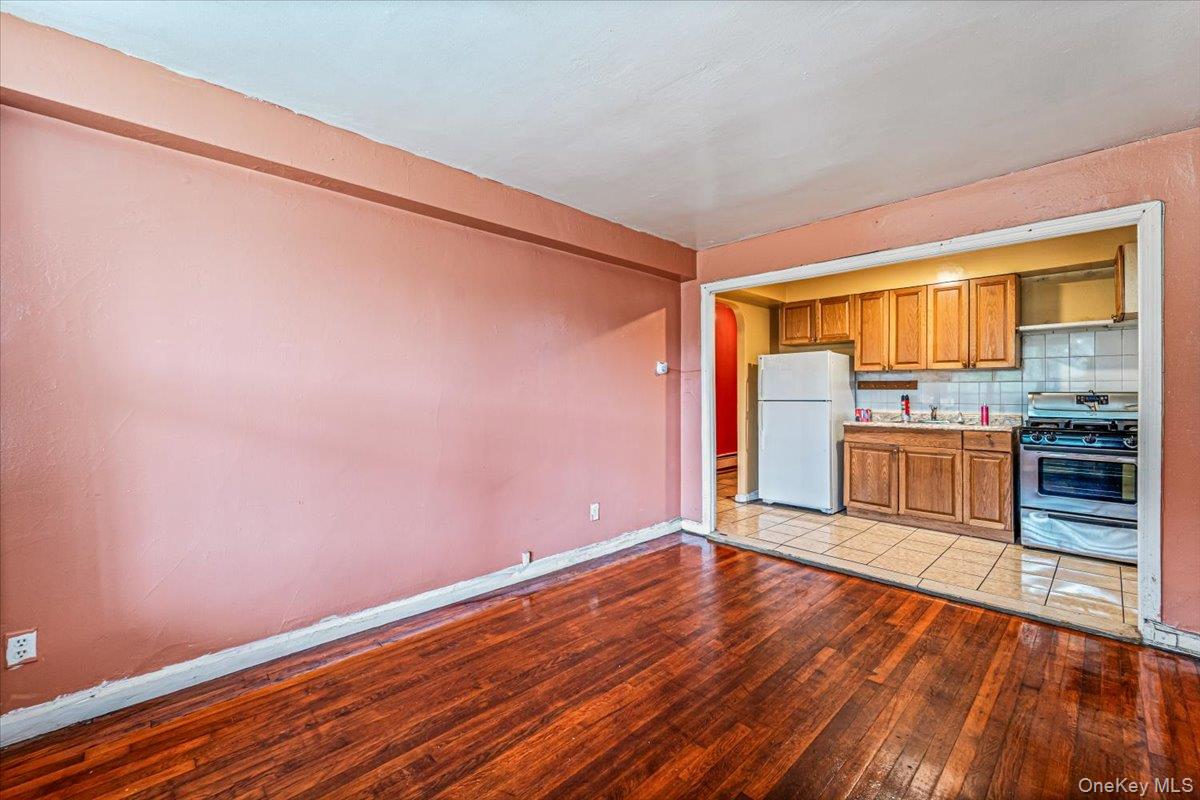3118 Eastchester Road – For Sale photo 20