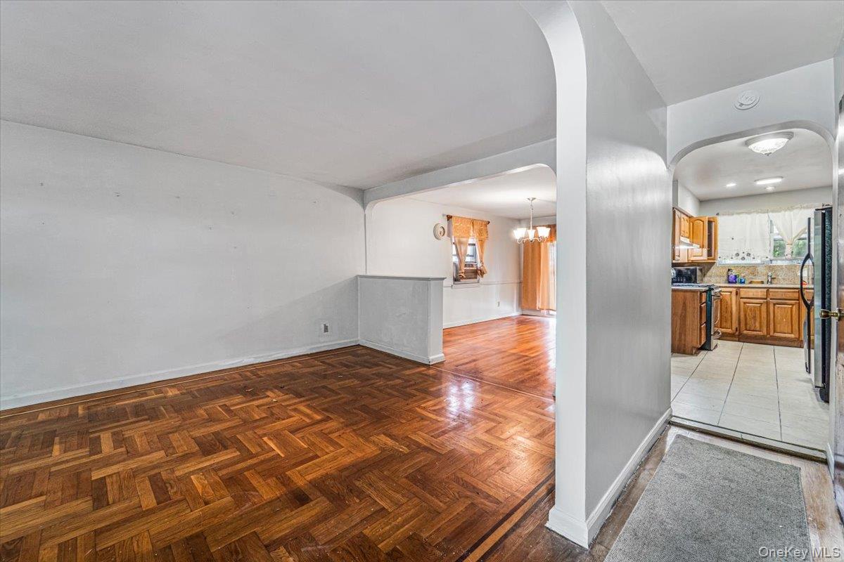 3118 Eastchester Road – For Sale photo 3