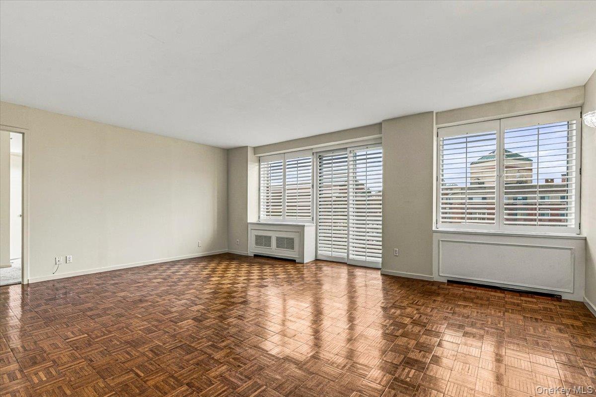 100 Hilton Avenue, Unit 806 photo 5