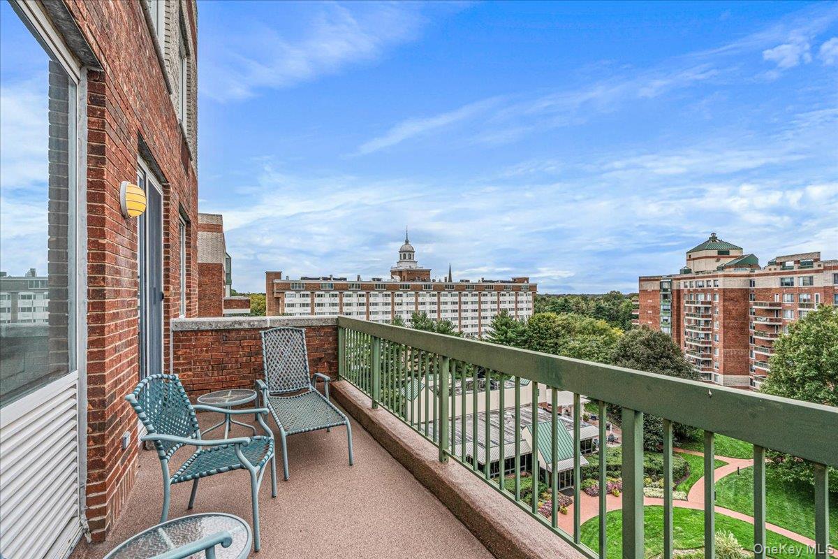100 Hilton Avenue, Unit 806 photo 19