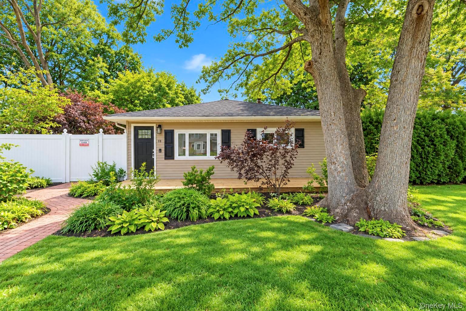 11 Tell Avenue – For Sale photo 4