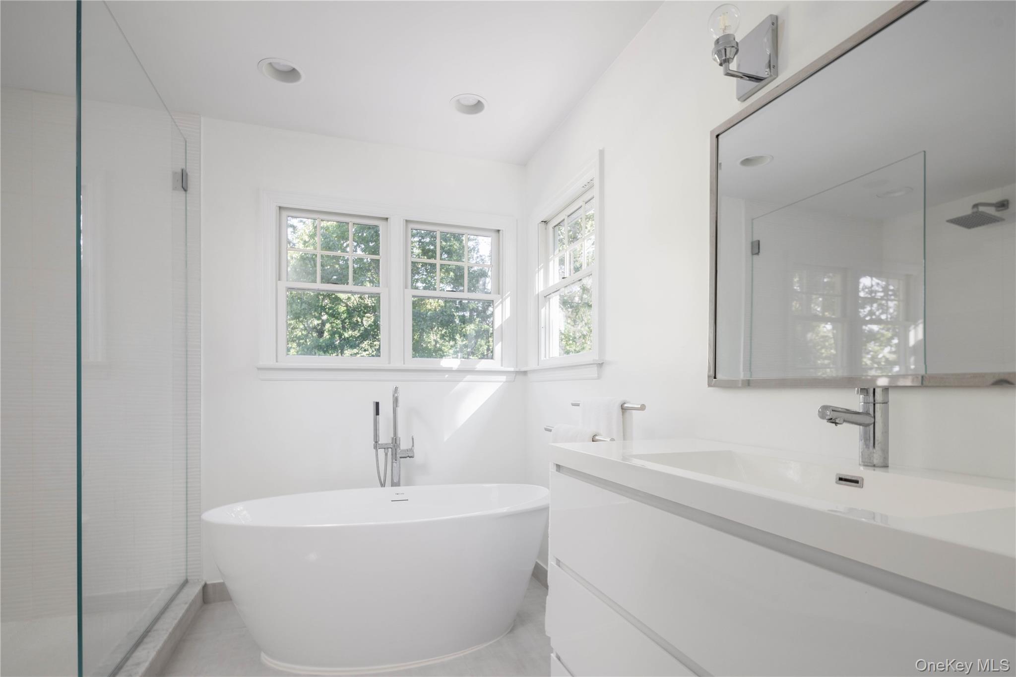 11 Country Estates Road – For Sale photo 18
