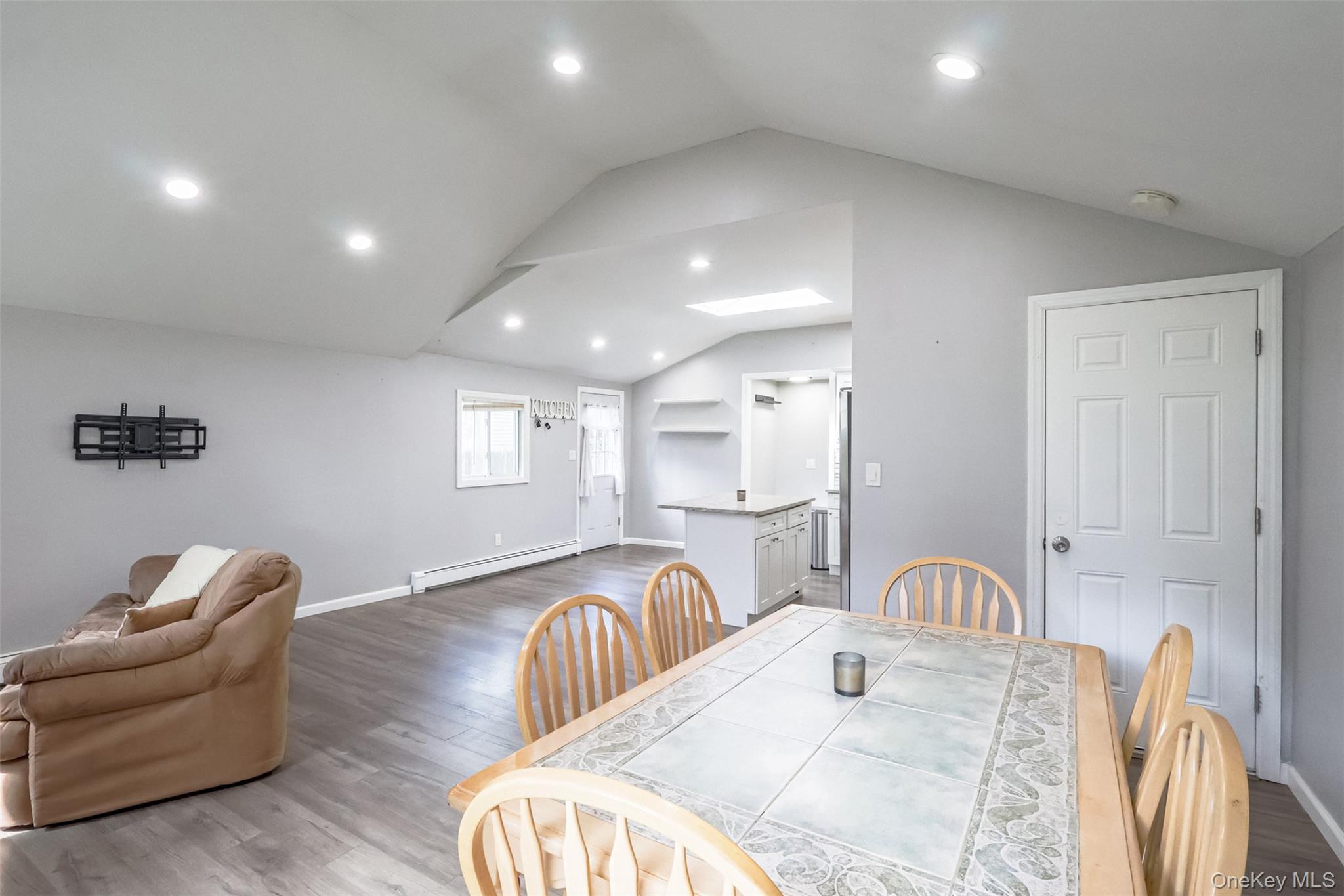 3 Elmwood Avenue – For Sale photo 6