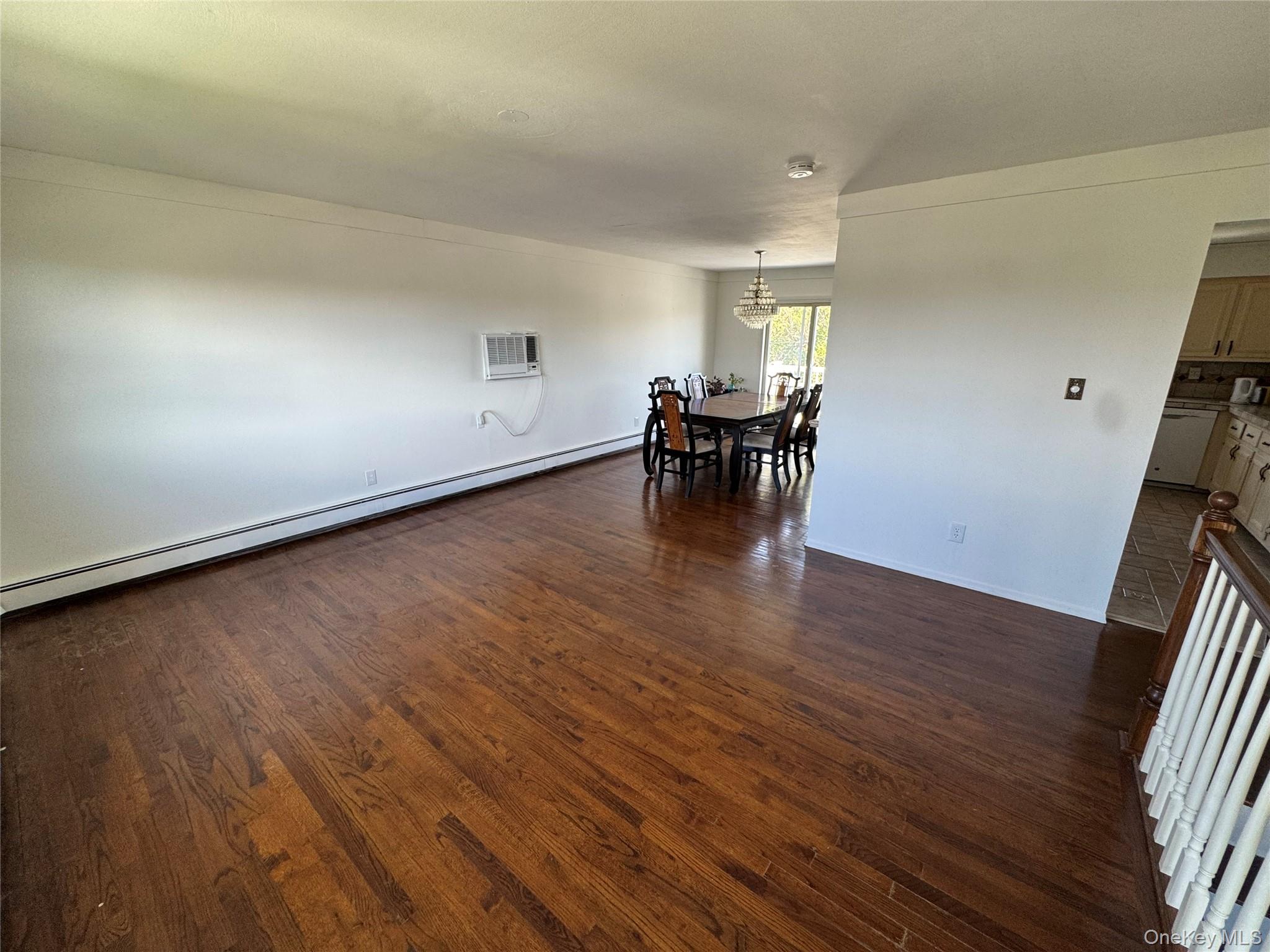 54 Acapulco Street – For Sale photo 11