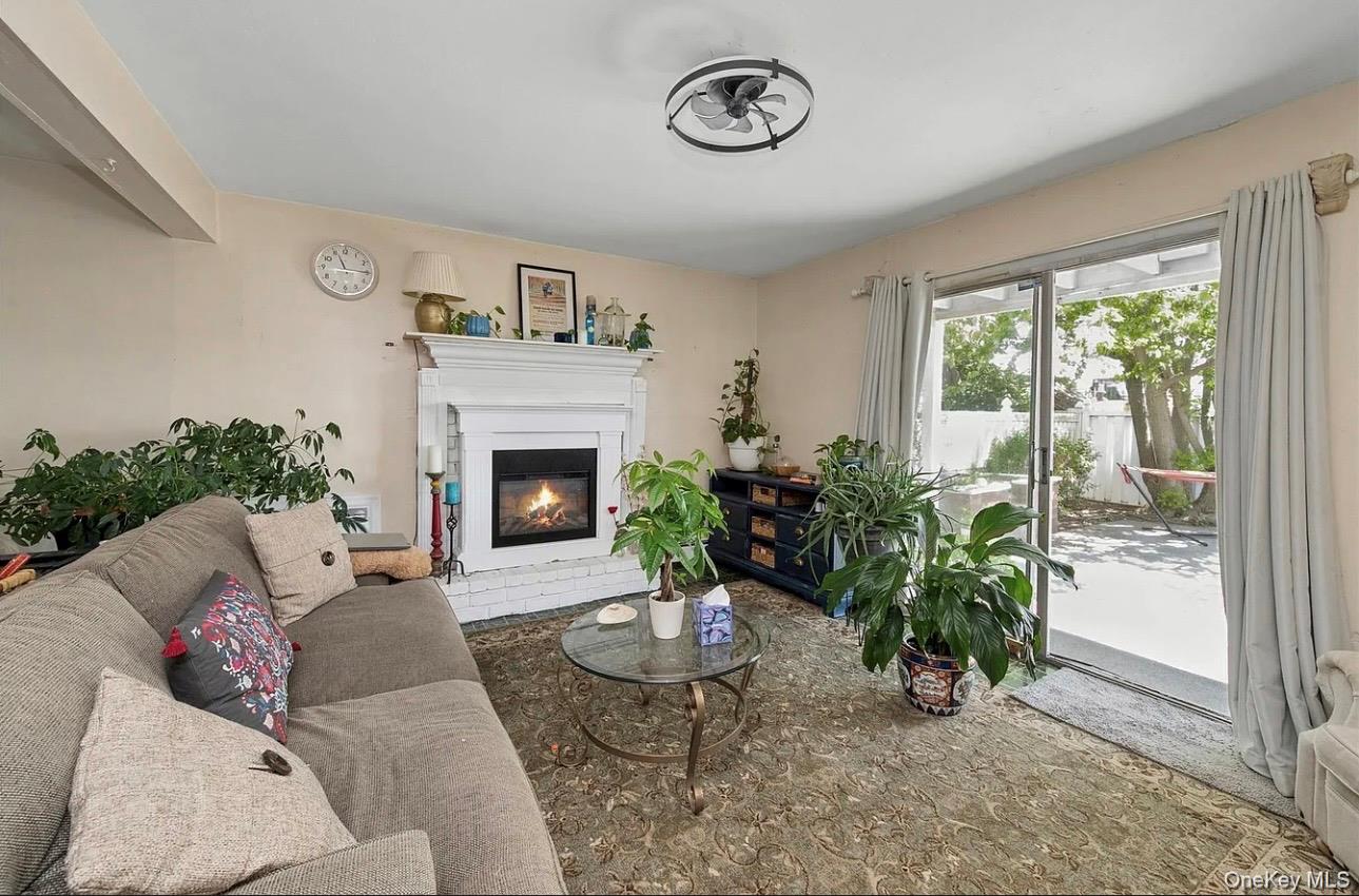 54 Acapulco Street – For Sale photo 21