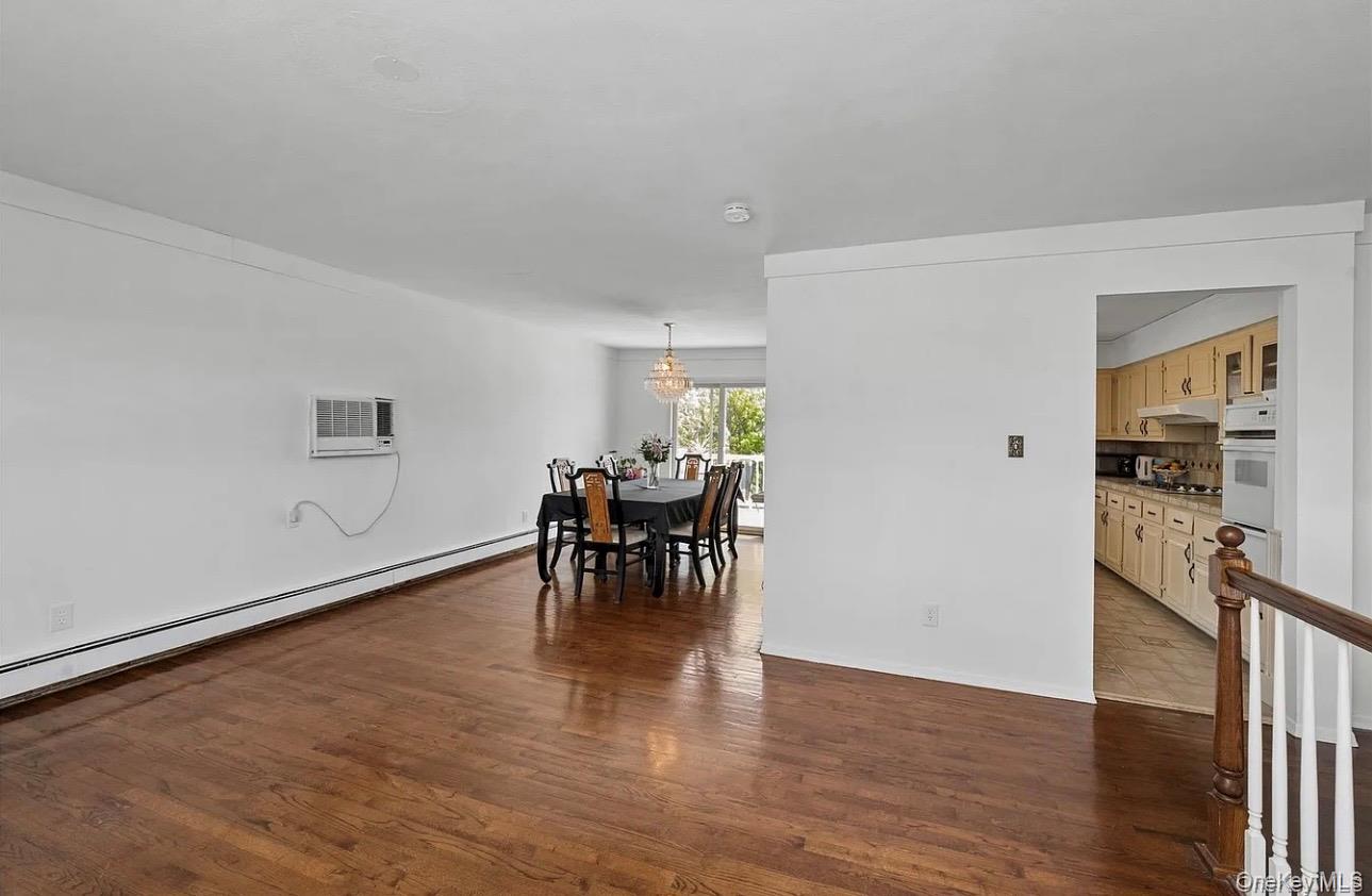 54 Acapulco Street – For Sale photo 9