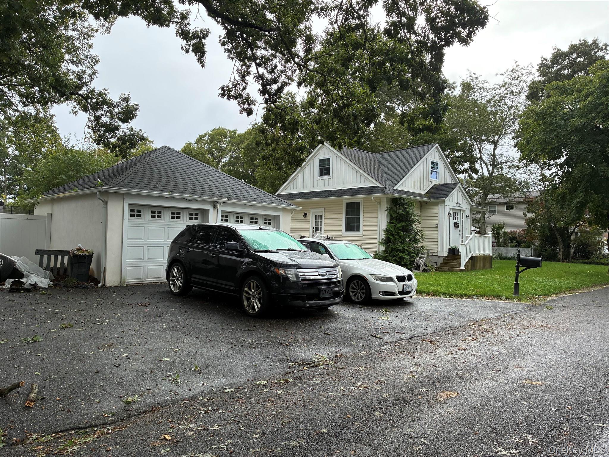 124 Bradford Avenue – For Sale