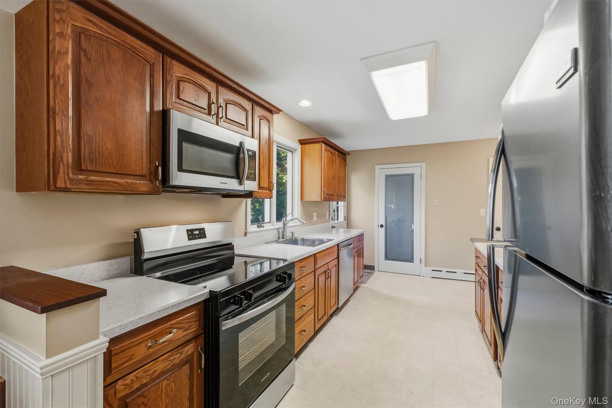 4 Deer Run Road – For Sale photo 12