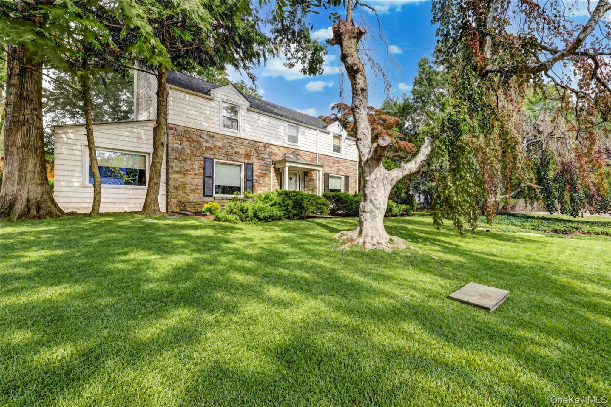 178 Schenck Circle N – For Sale photo 3