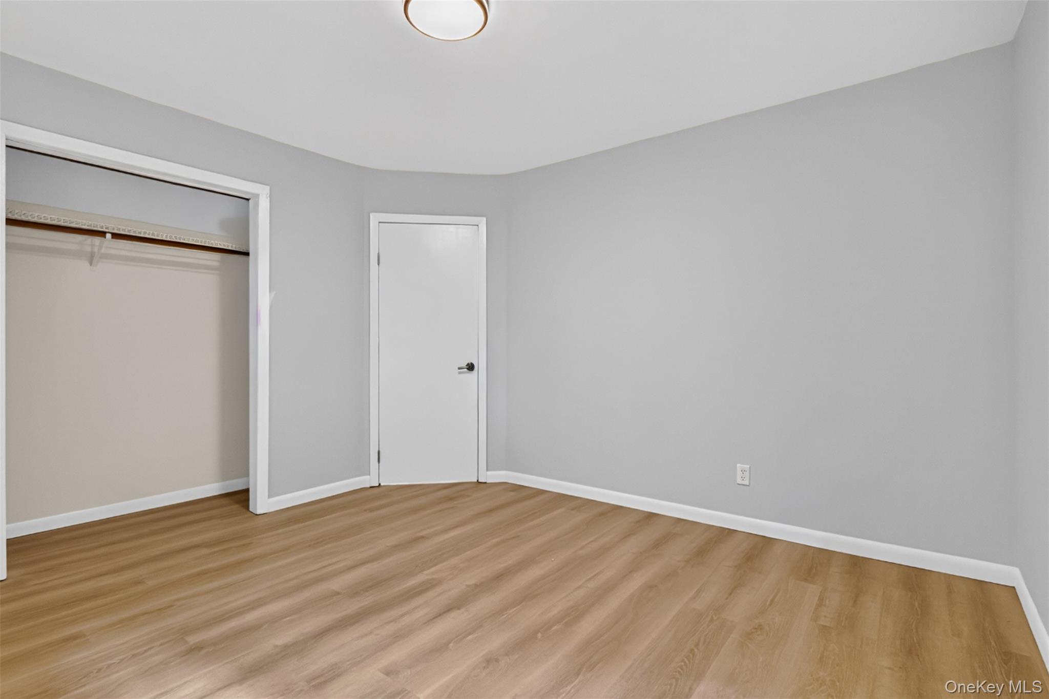 45 Lake Promenade – For Sale photo 7