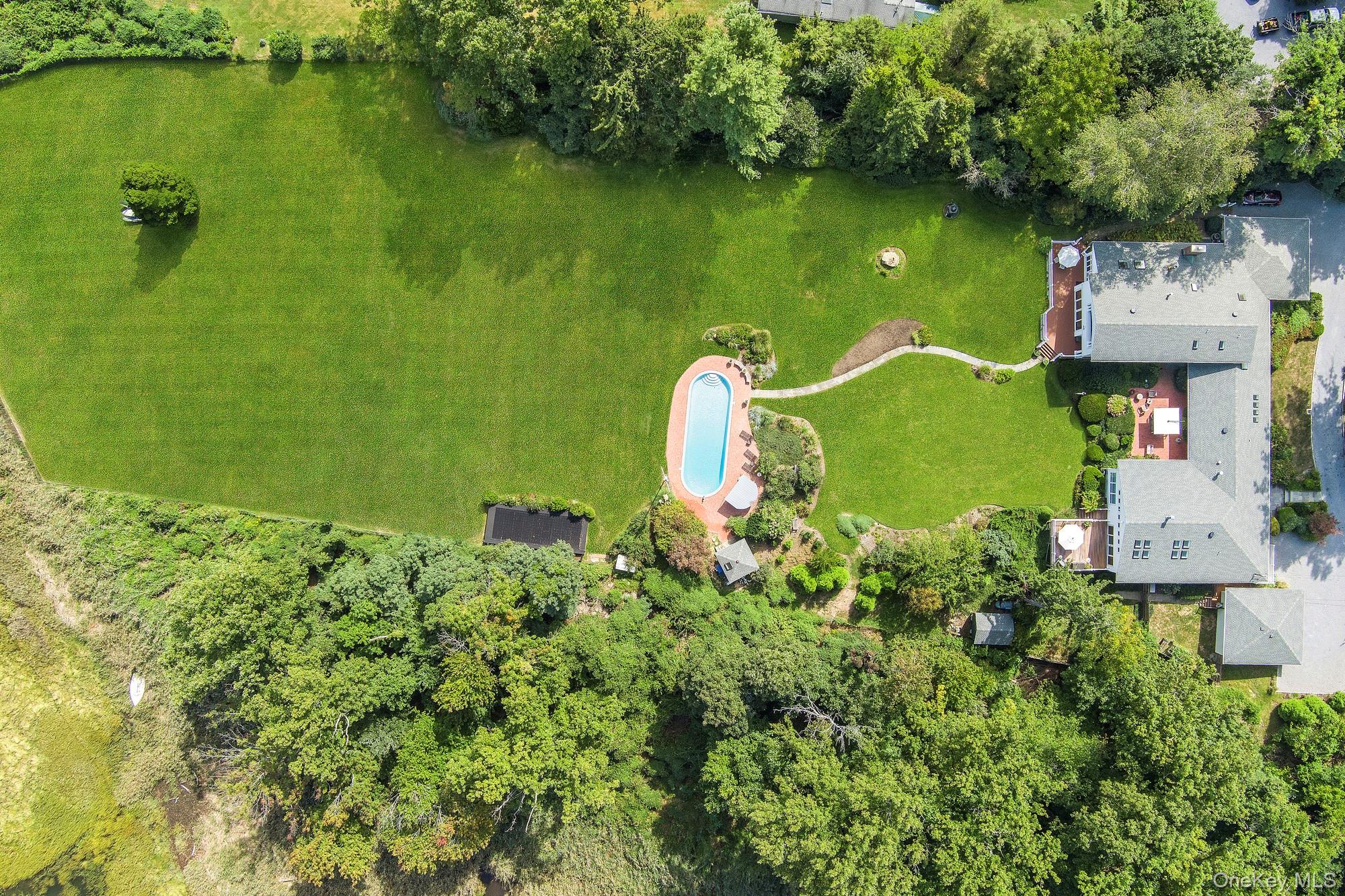 61 Factory Pond Road – For Rent photo 2