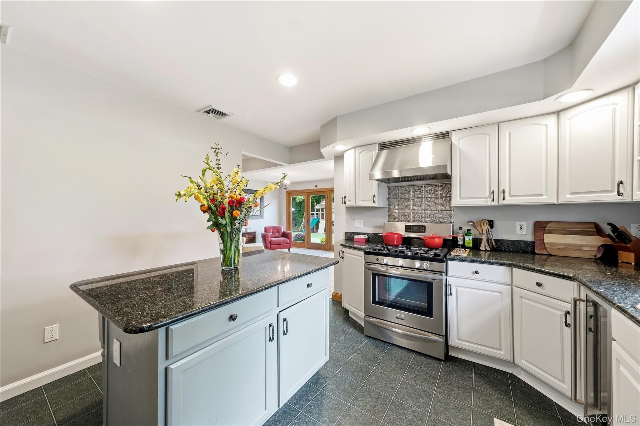 52 Bayway Avenue – For Sale photo 28