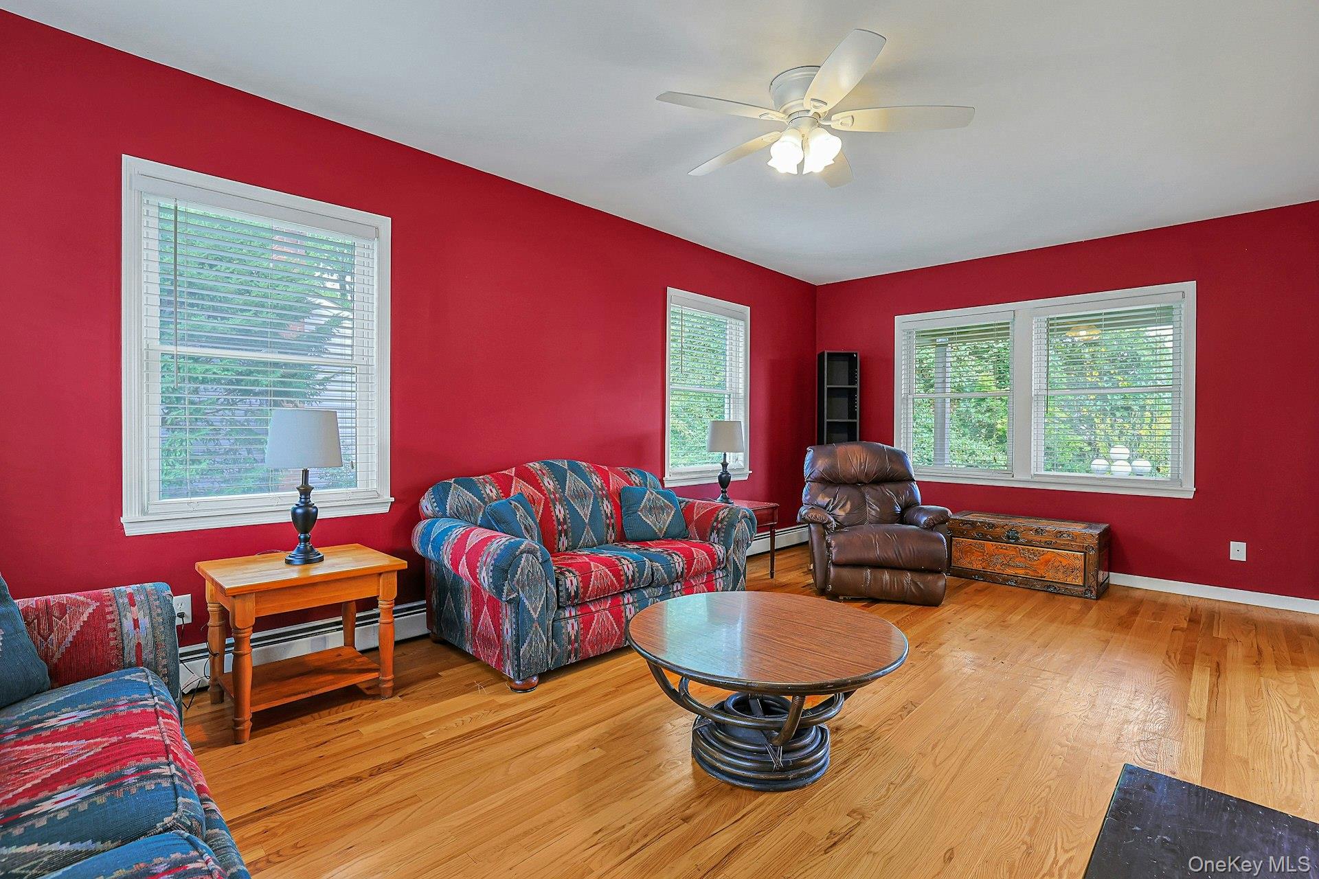 19 Cambridge Street E – For Sale photo 8