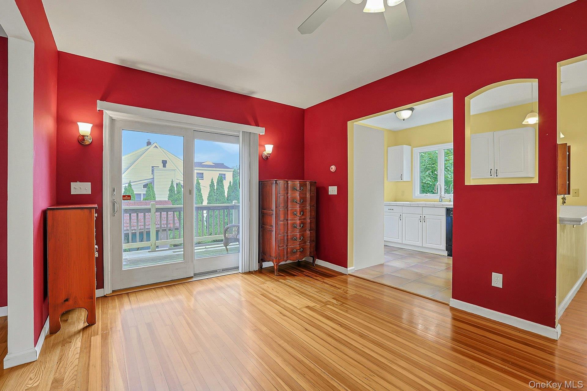 19 Cambridge Street E – For Sale photo 12
