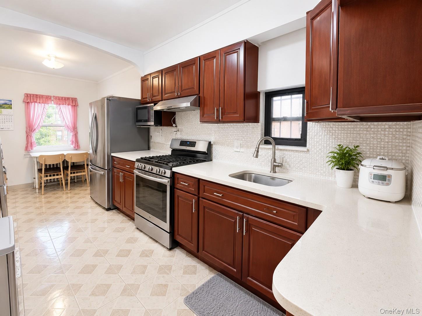 8427 Corona Avenue – For Sale photo 8