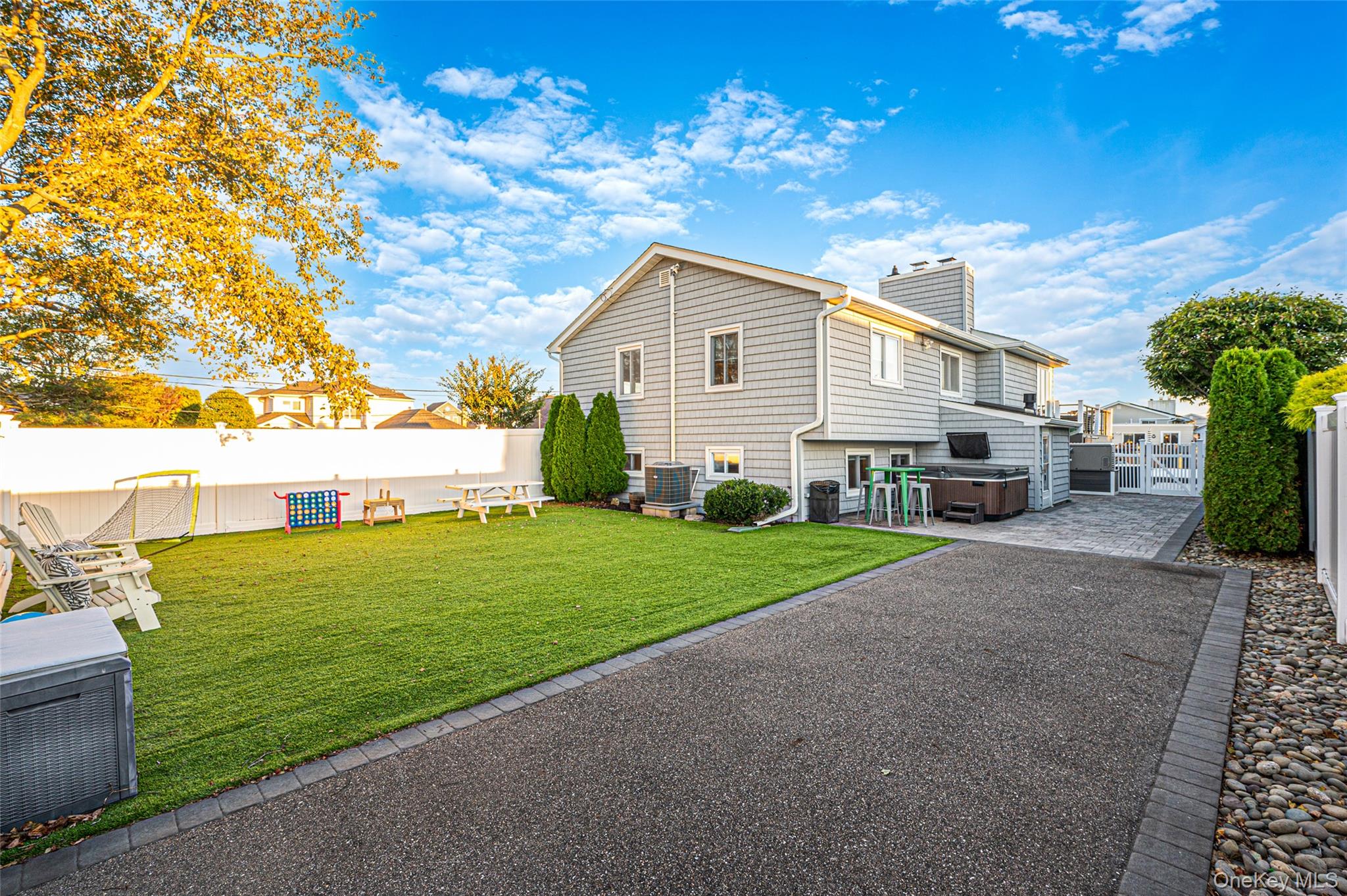 174 Secatogue Lane W – For Sale photo 43