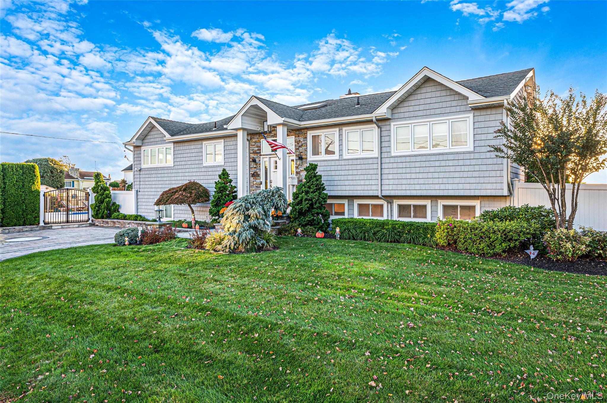 174 Secatogue Lane W – For Sale photo 4