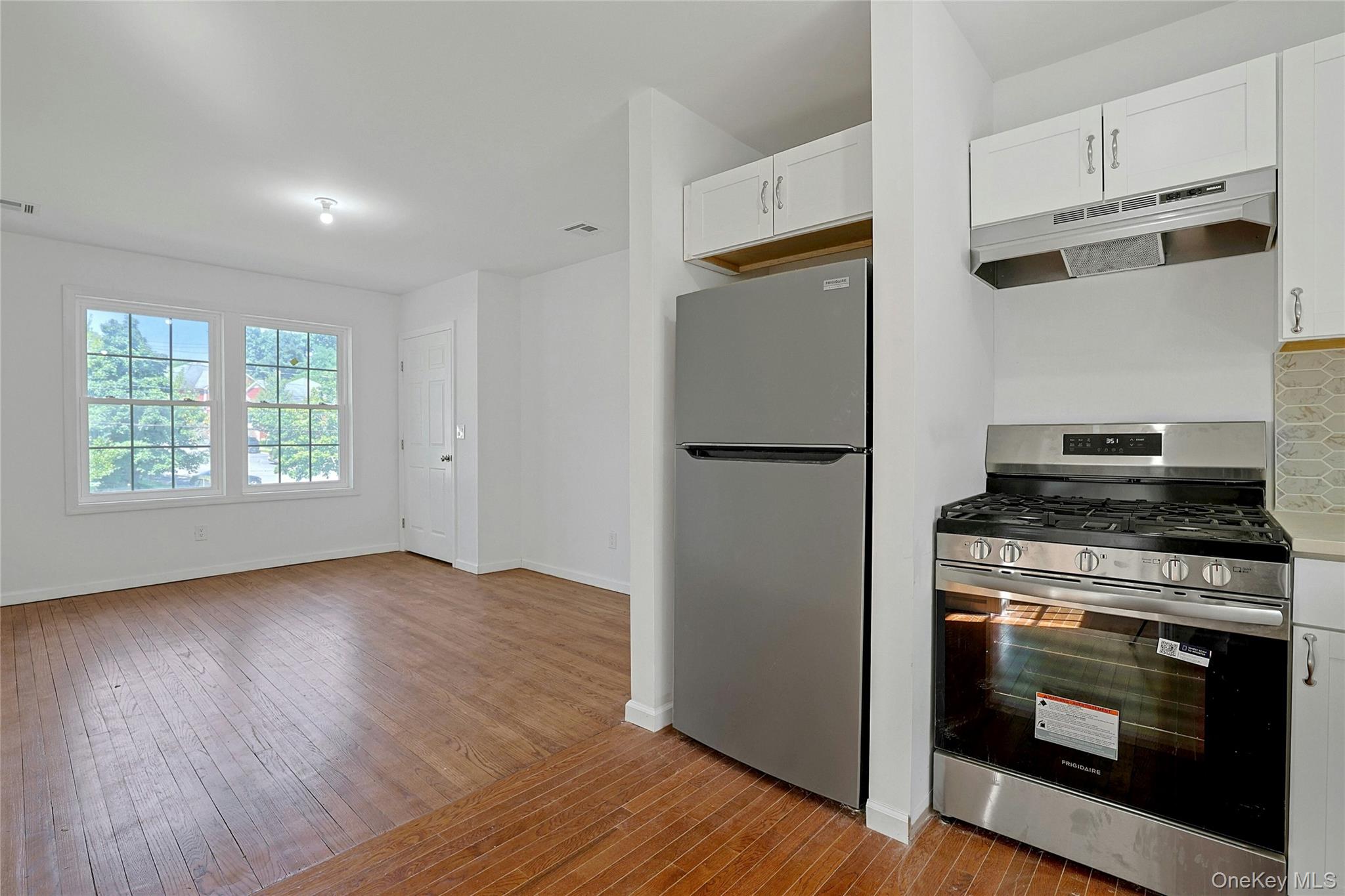 15 Waldron Avenue – For Sale photo 12