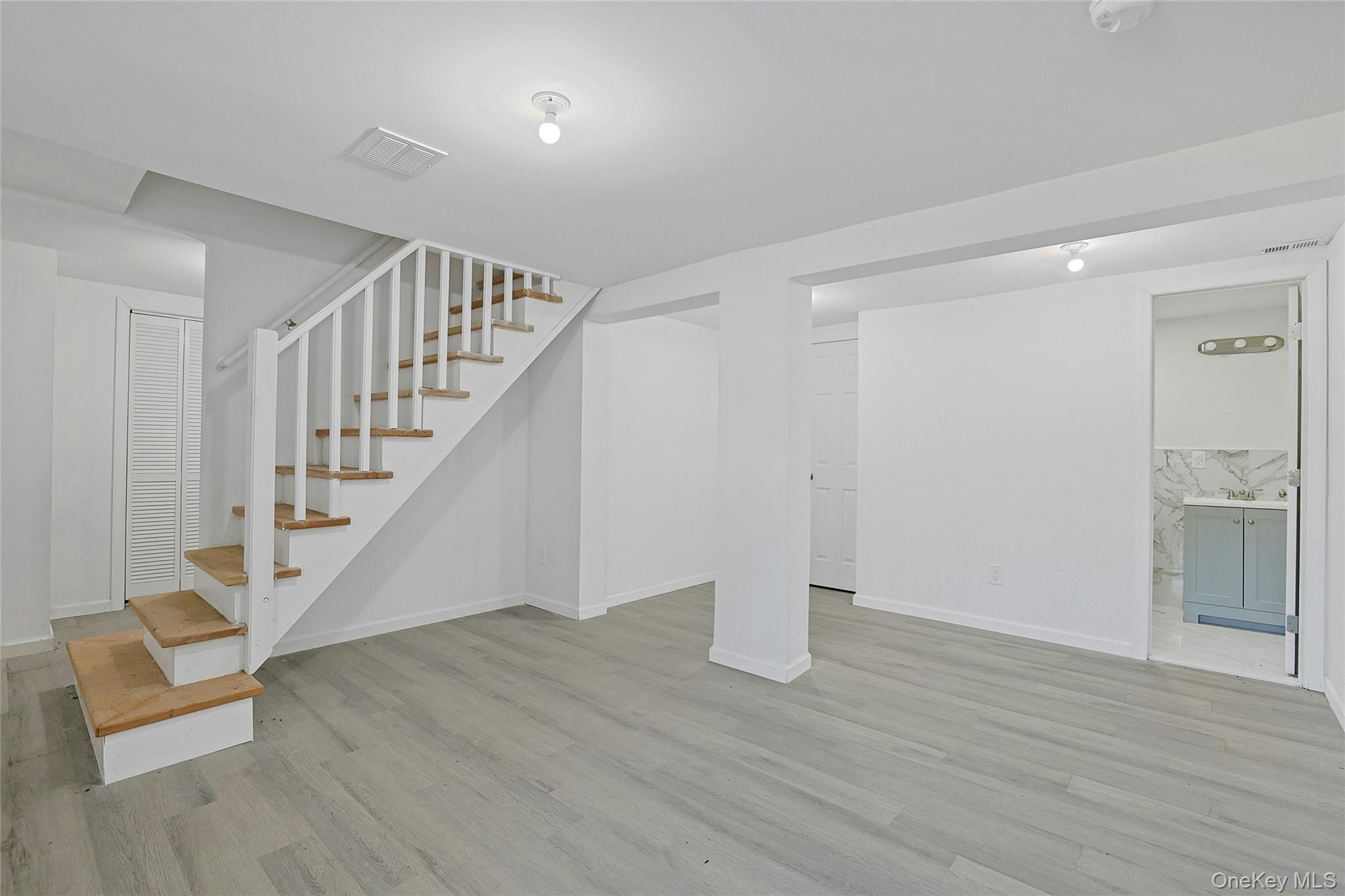 15 Waldron Avenue – For Sale photo 34