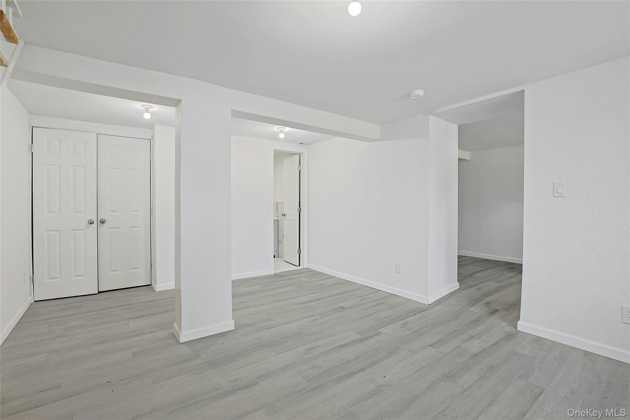 15 Waldron Avenue – For Sale photo 36