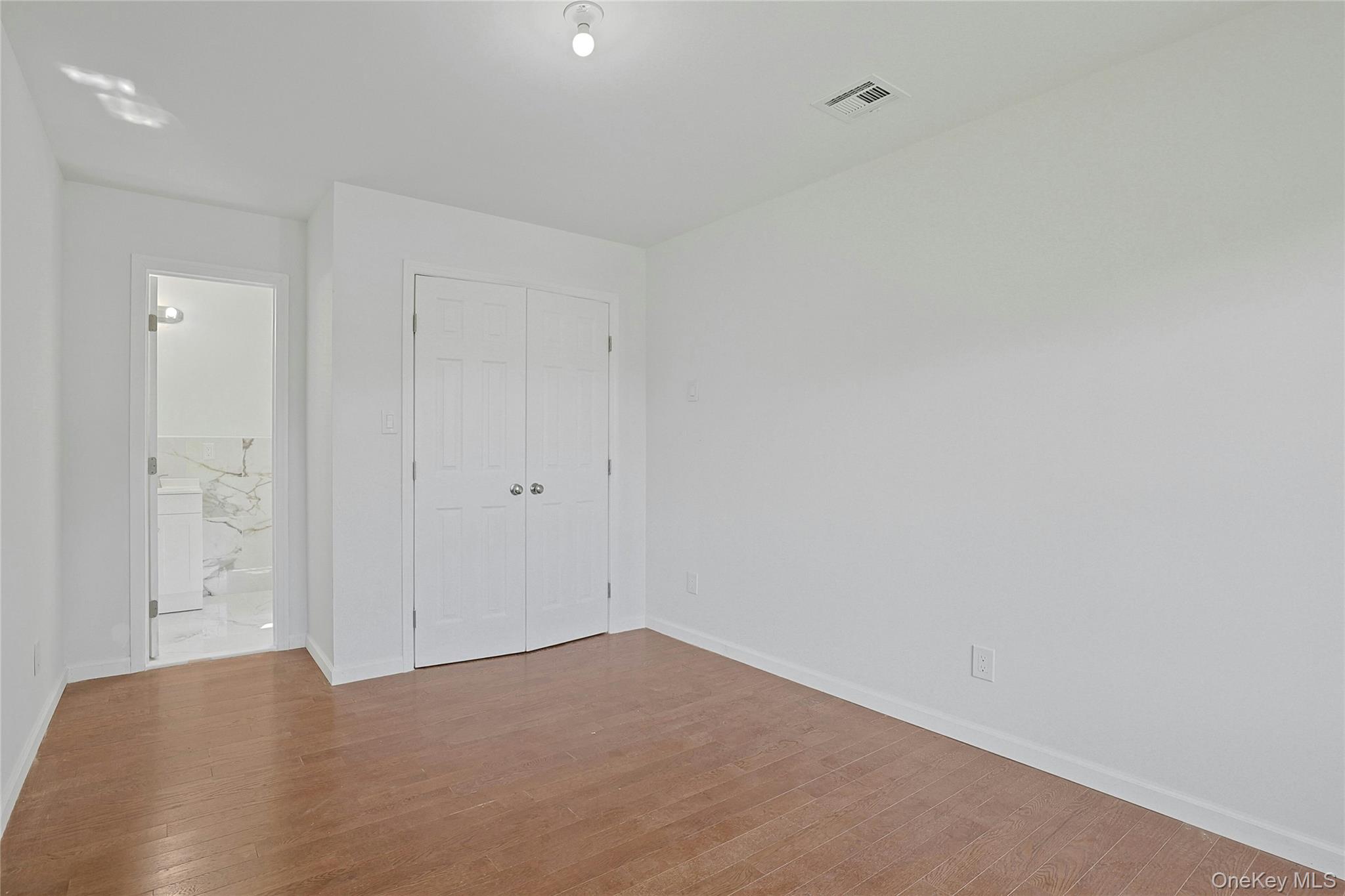15 Waldron Avenue – For Sale photo 19