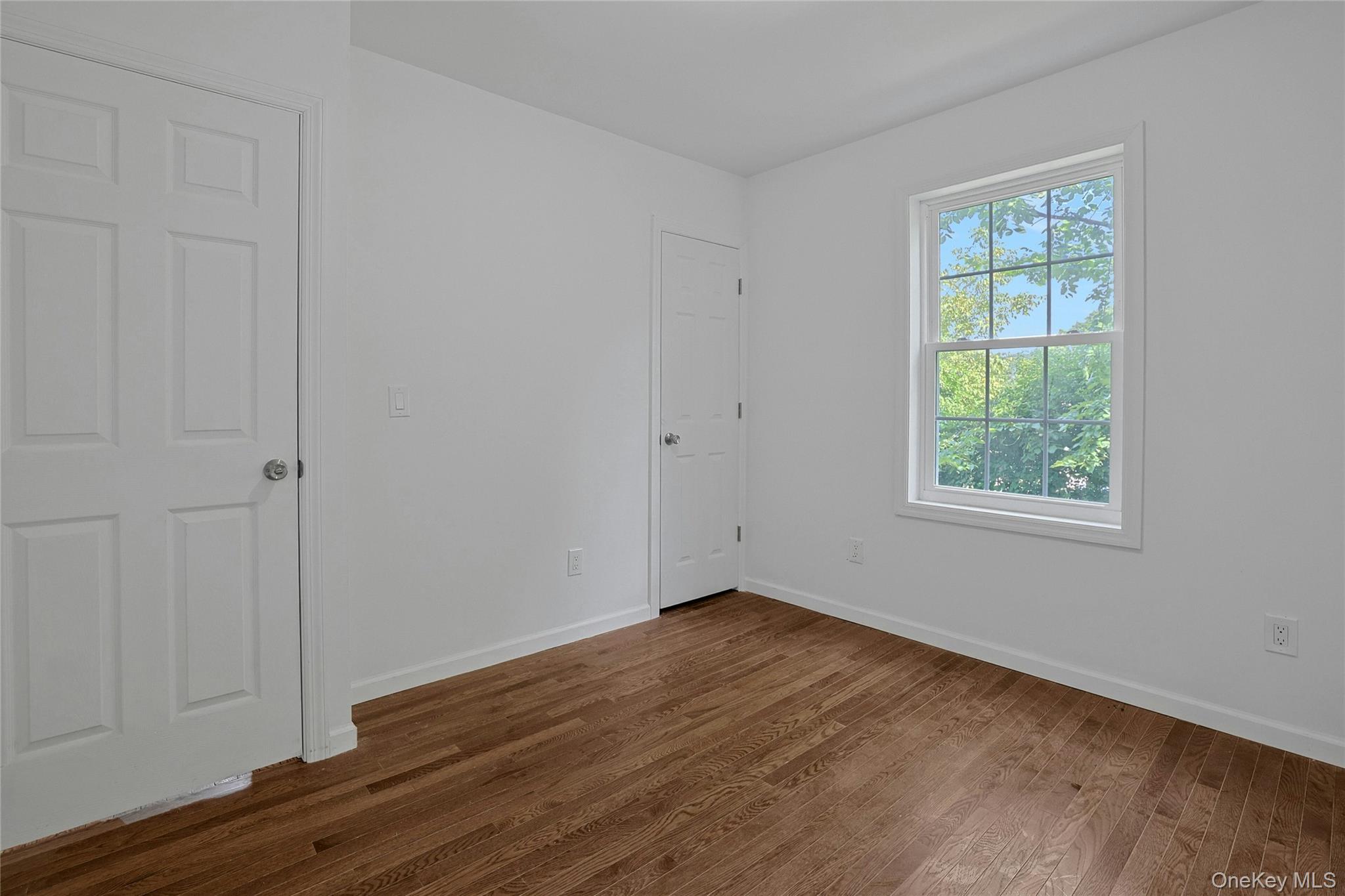15 Waldron Avenue – For Sale photo 23