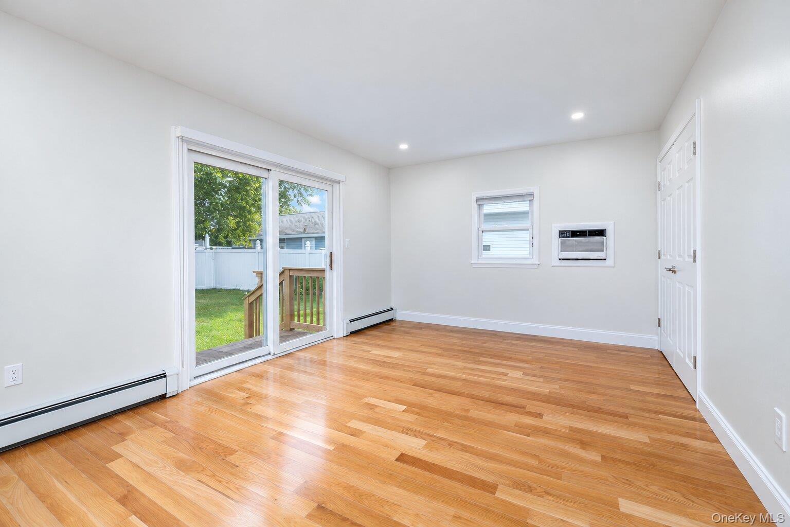 25 Nicholas Avenue – For Rent photo 8
