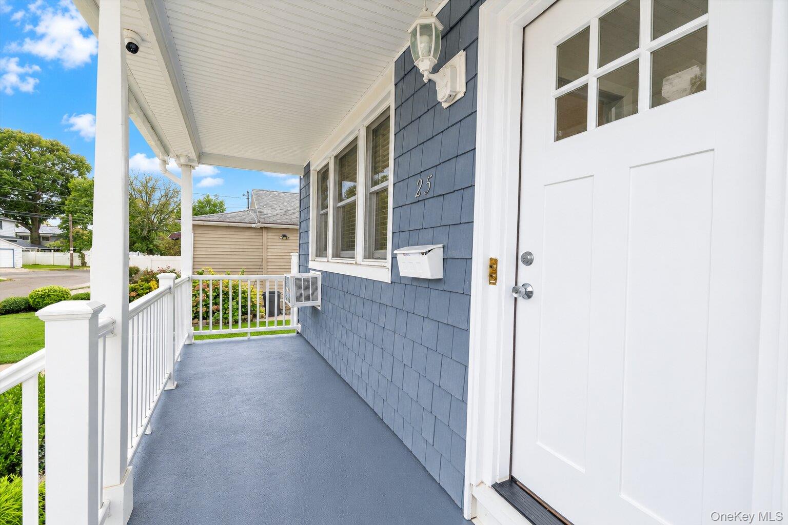25 Nicholas Avenue – For Rent photo 3