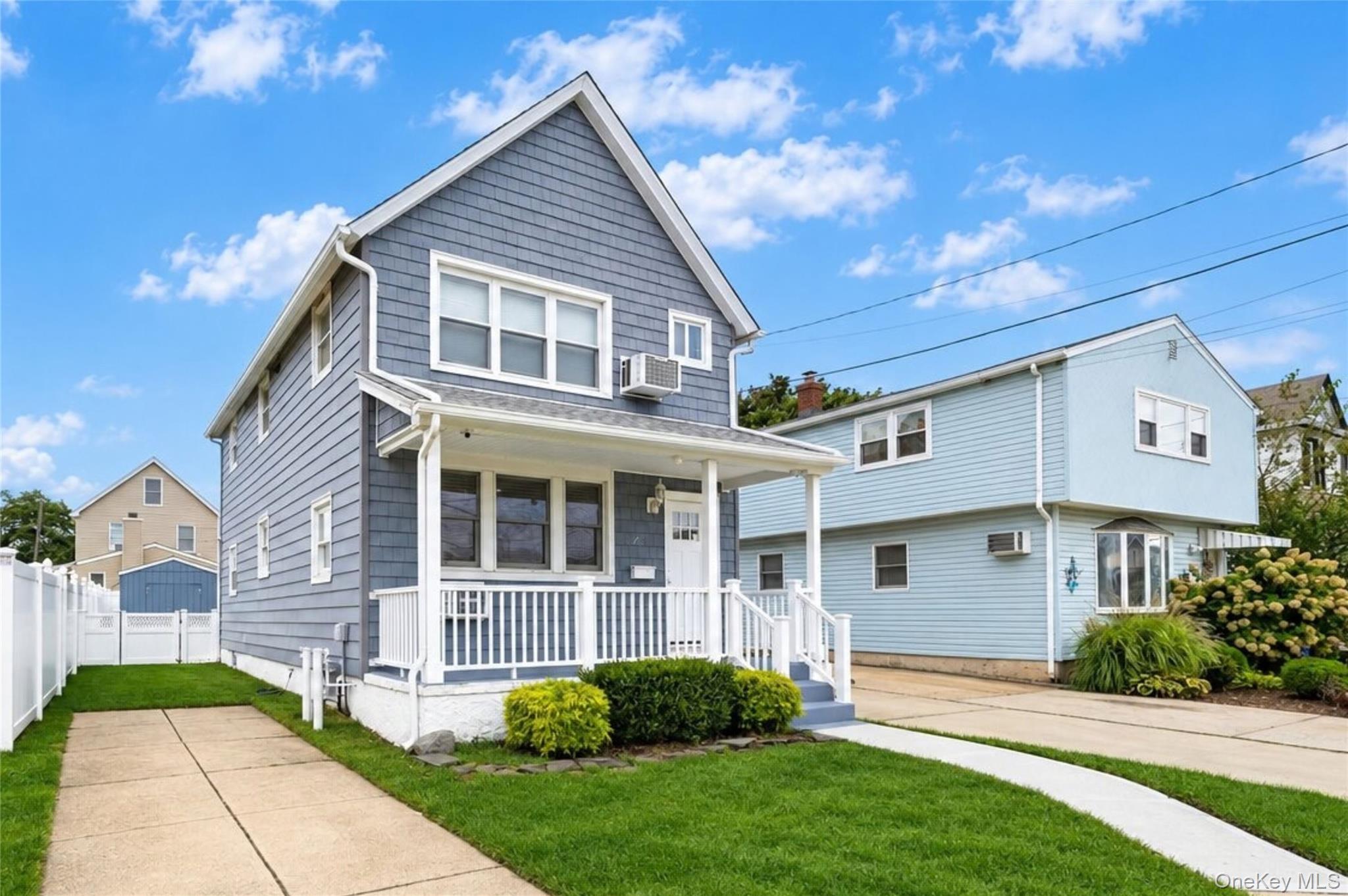 25 Nicholas Avenue – For Rent photo 2