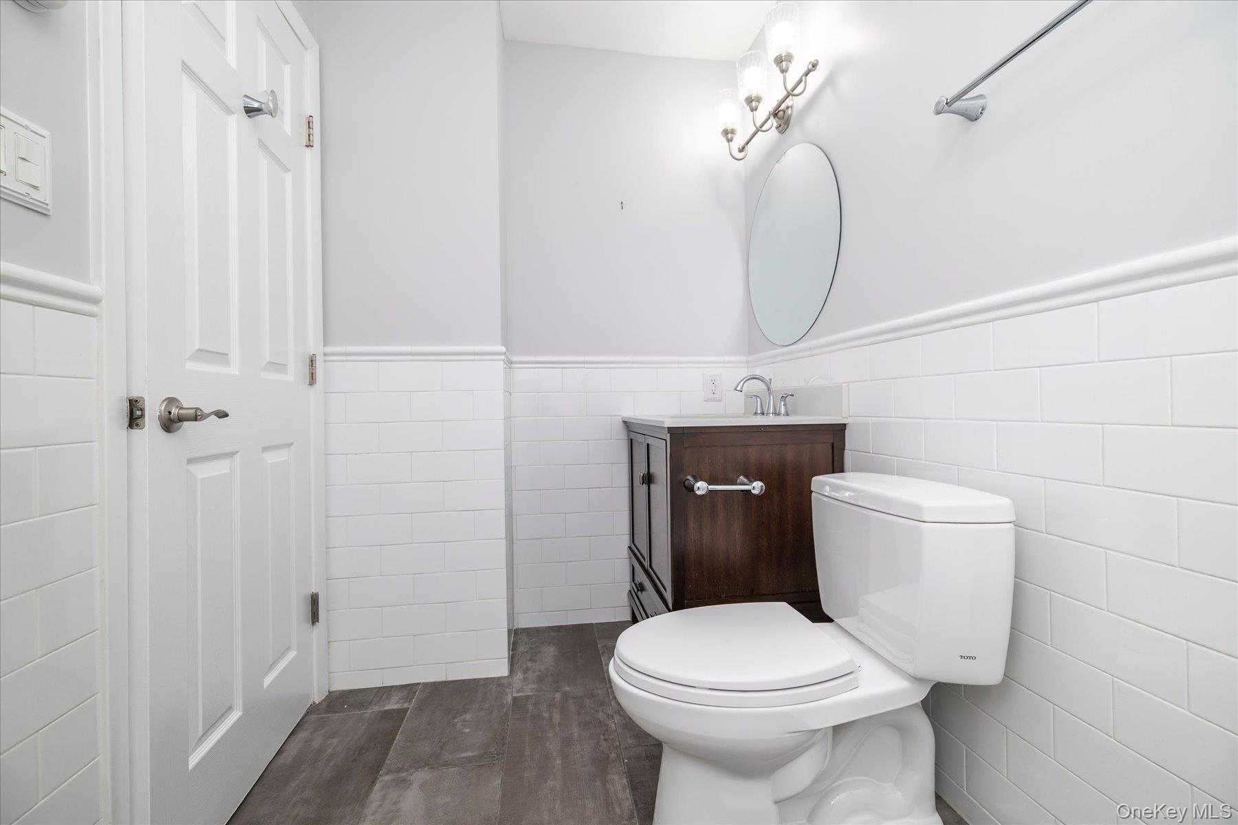 25 Nicholas Avenue – For Rent photo 11