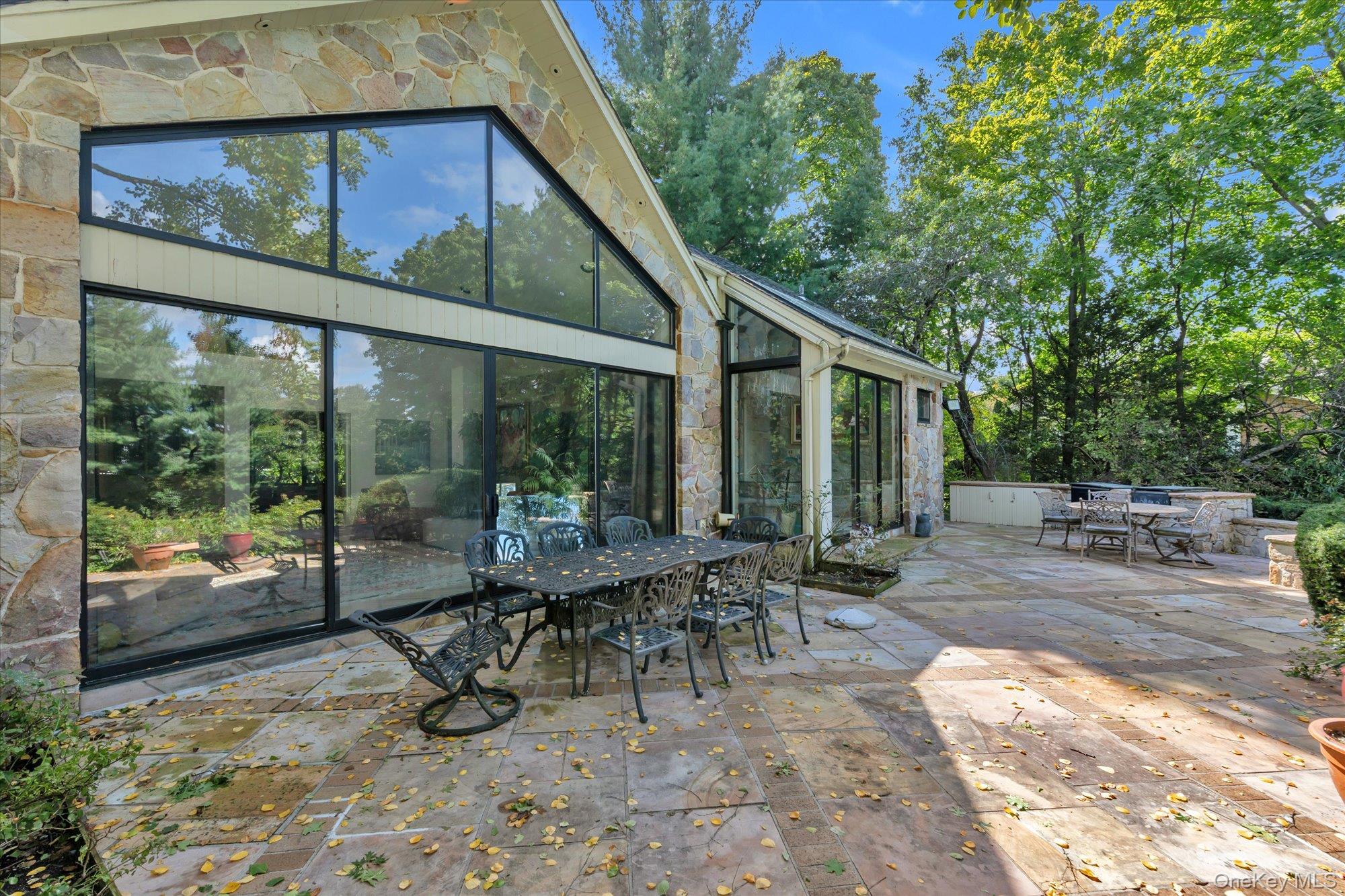 4 Broadlawn Avenue – For Sale photo 25