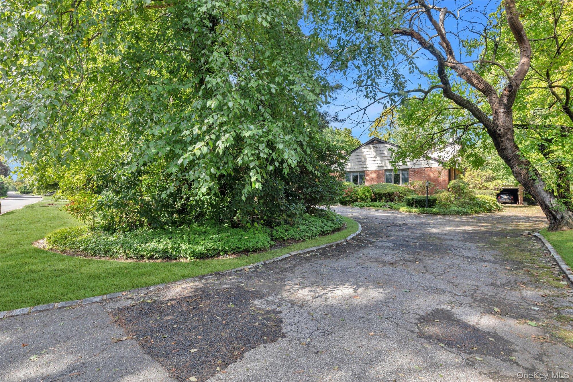 4 Broadlawn Avenue – For Sale photo 29