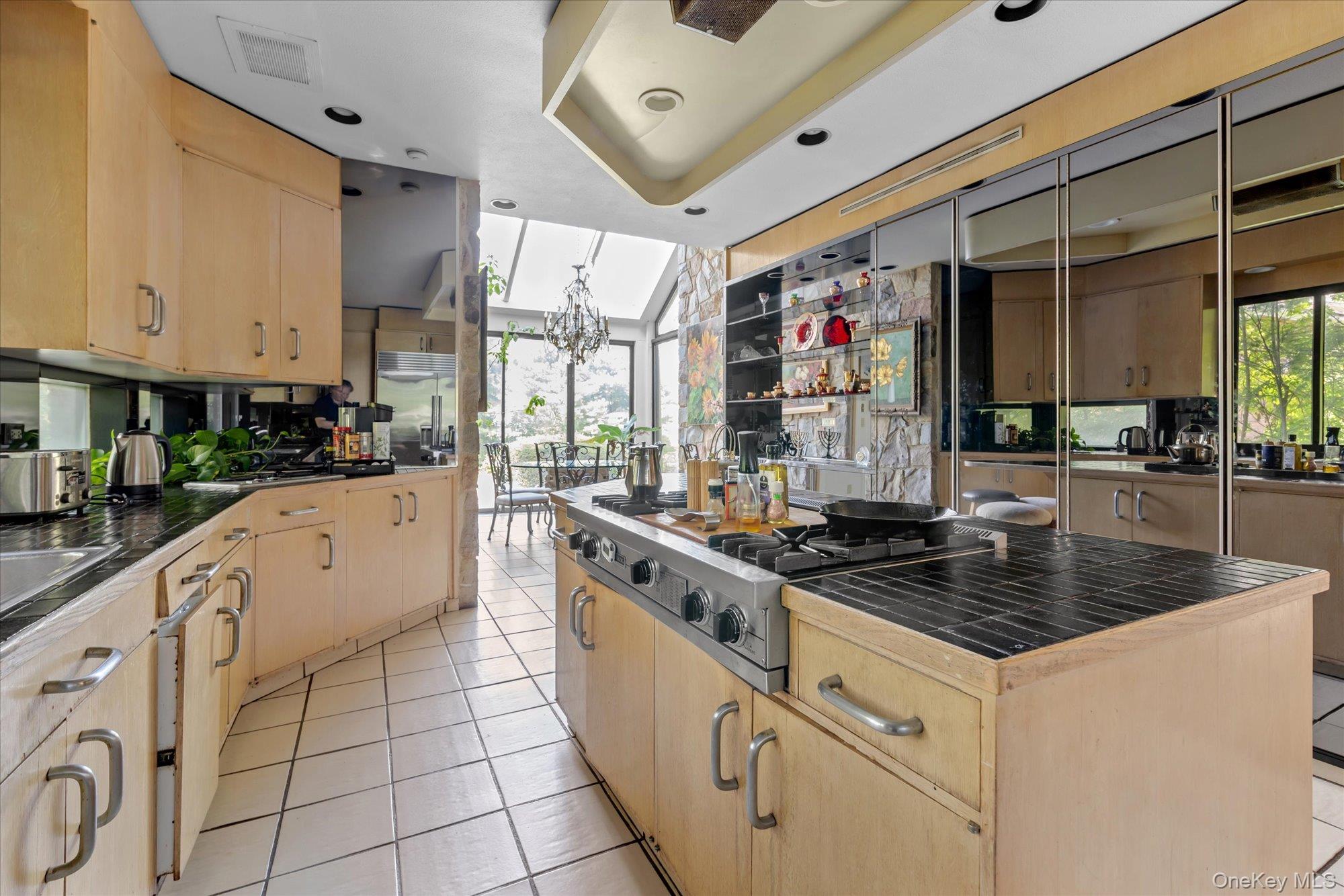 4 Broadlawn Avenue – For Sale photo 9