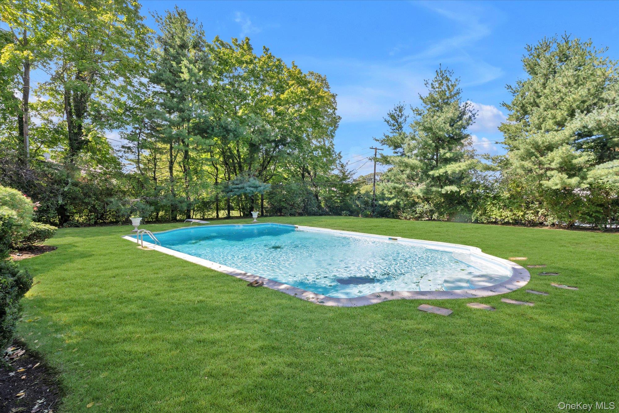 4 Broadlawn Avenue – For Sale photo 27