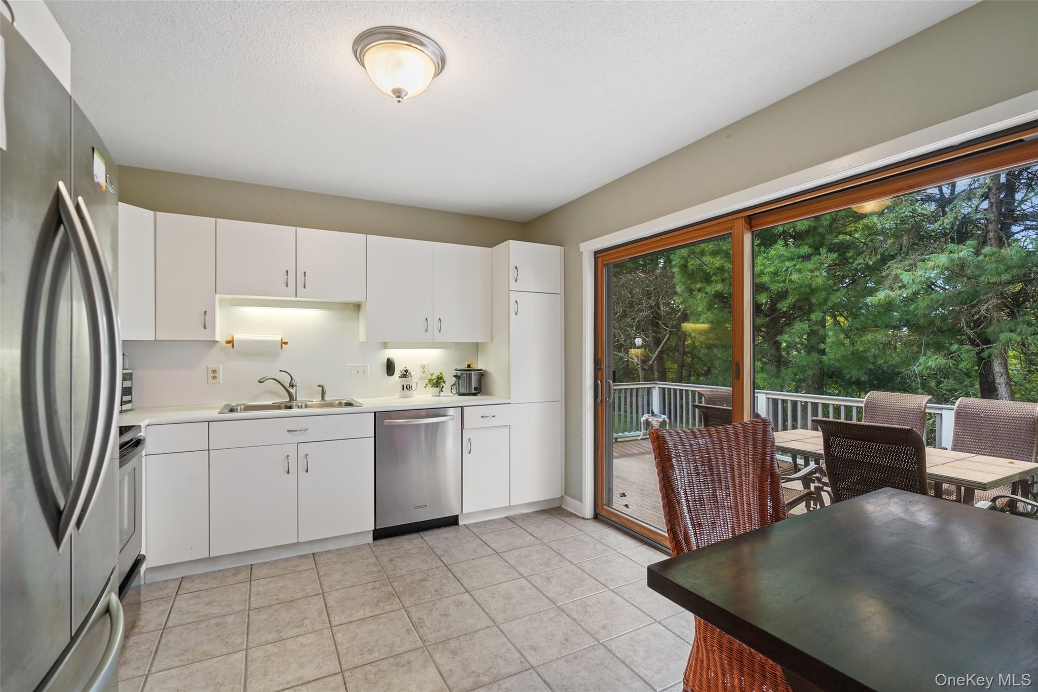 593 Heritage Hills Drive, Unit C photo 9