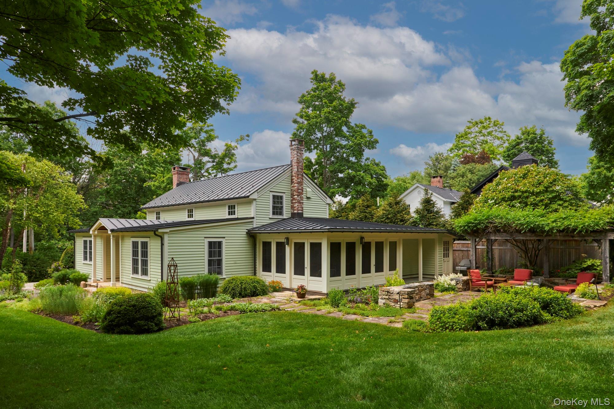 1408 Route 83 – For Sale photo 2