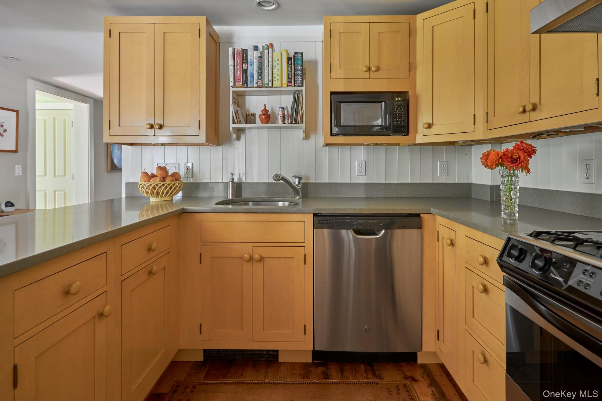 1408 Route 83 – For Sale photo 12