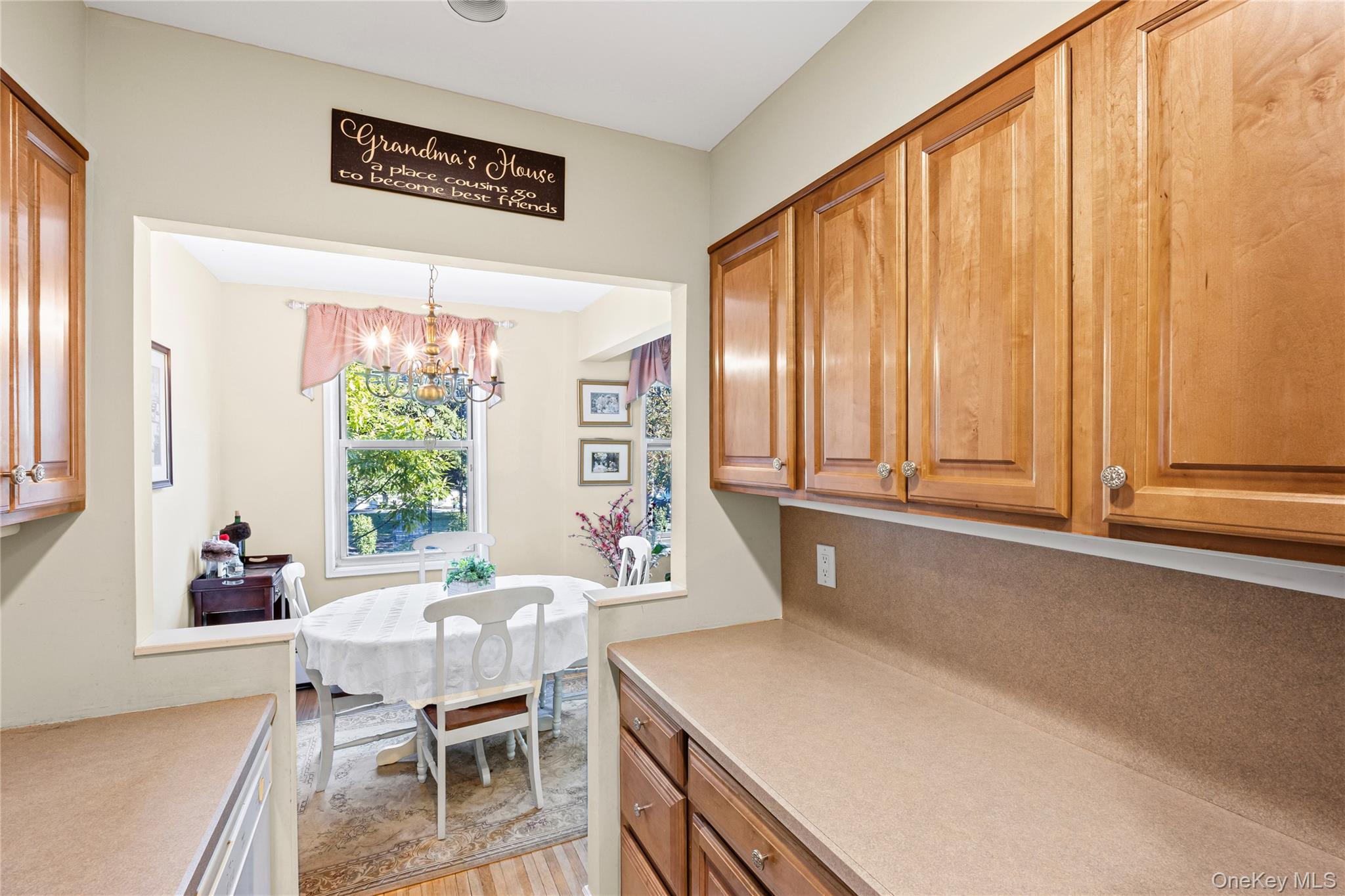 120 Morris Avenue, Unit B5 photo 12