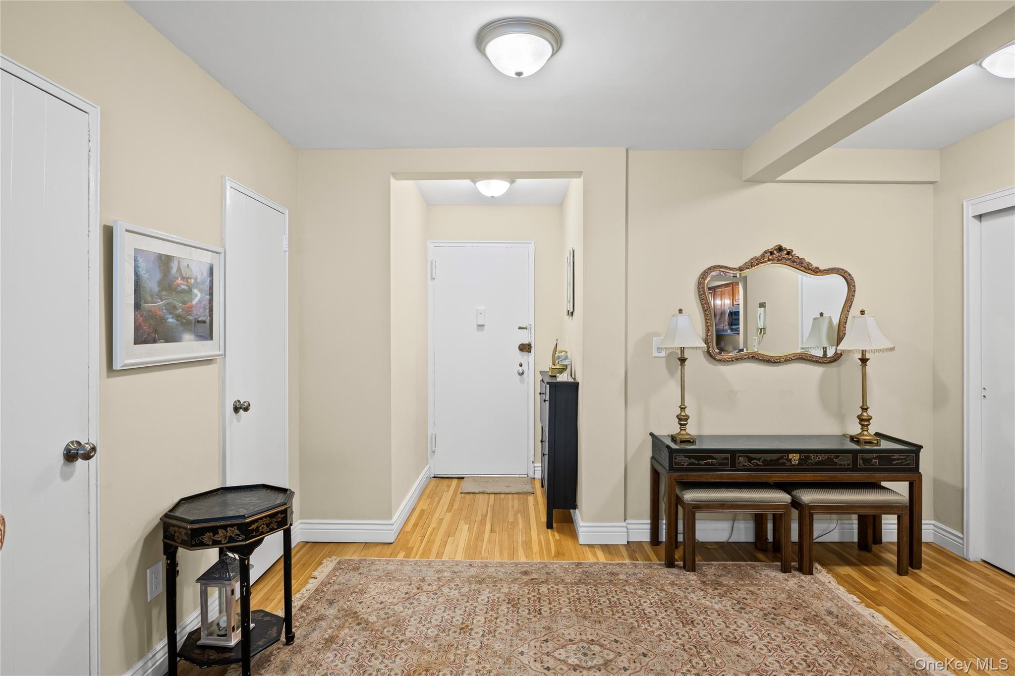120 Morris Avenue, Unit B5 photo 2